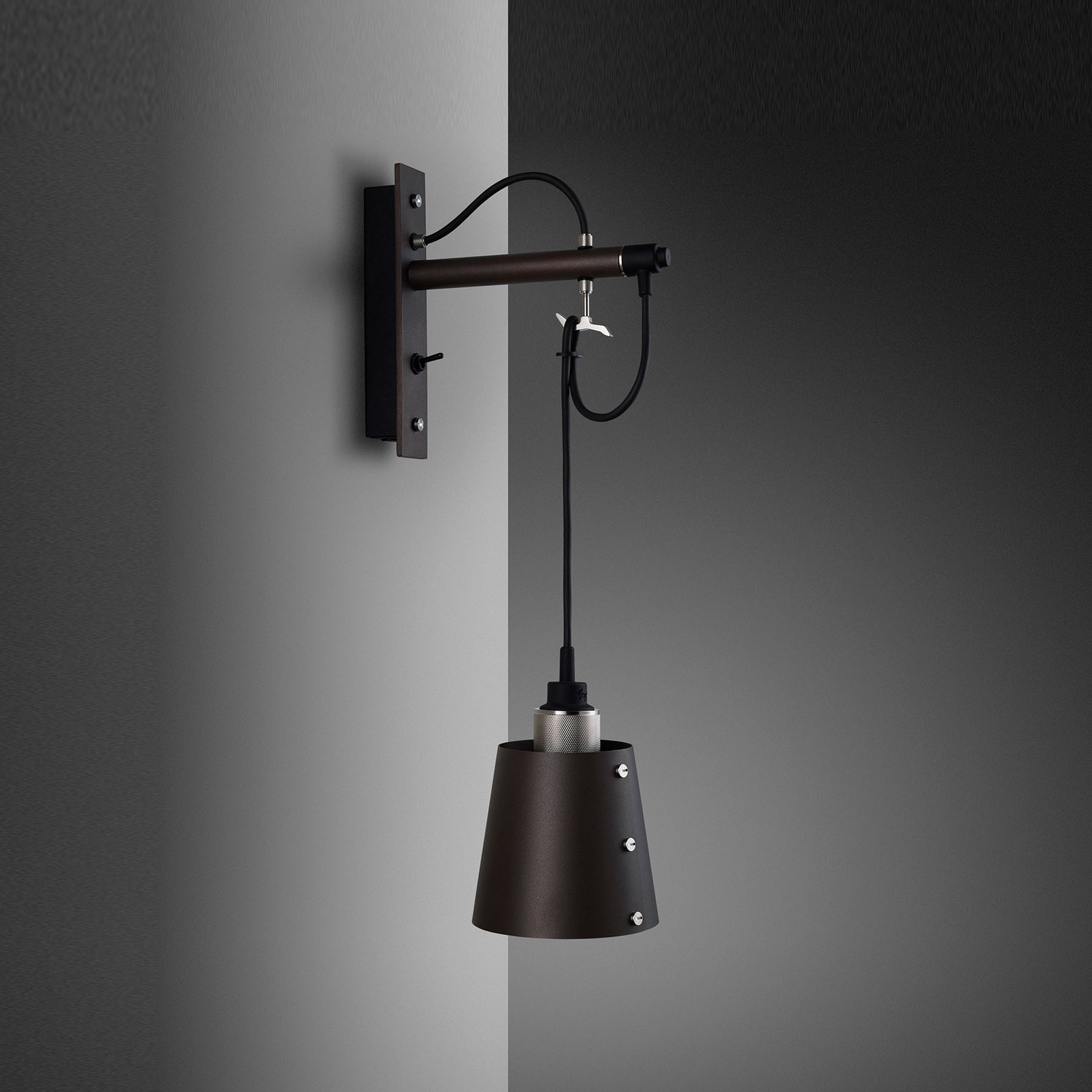 Buster + Punch Hooked Wall mică grafit/oțel - Camera de zi / sufragerie - modern - grafit oțel - Metal