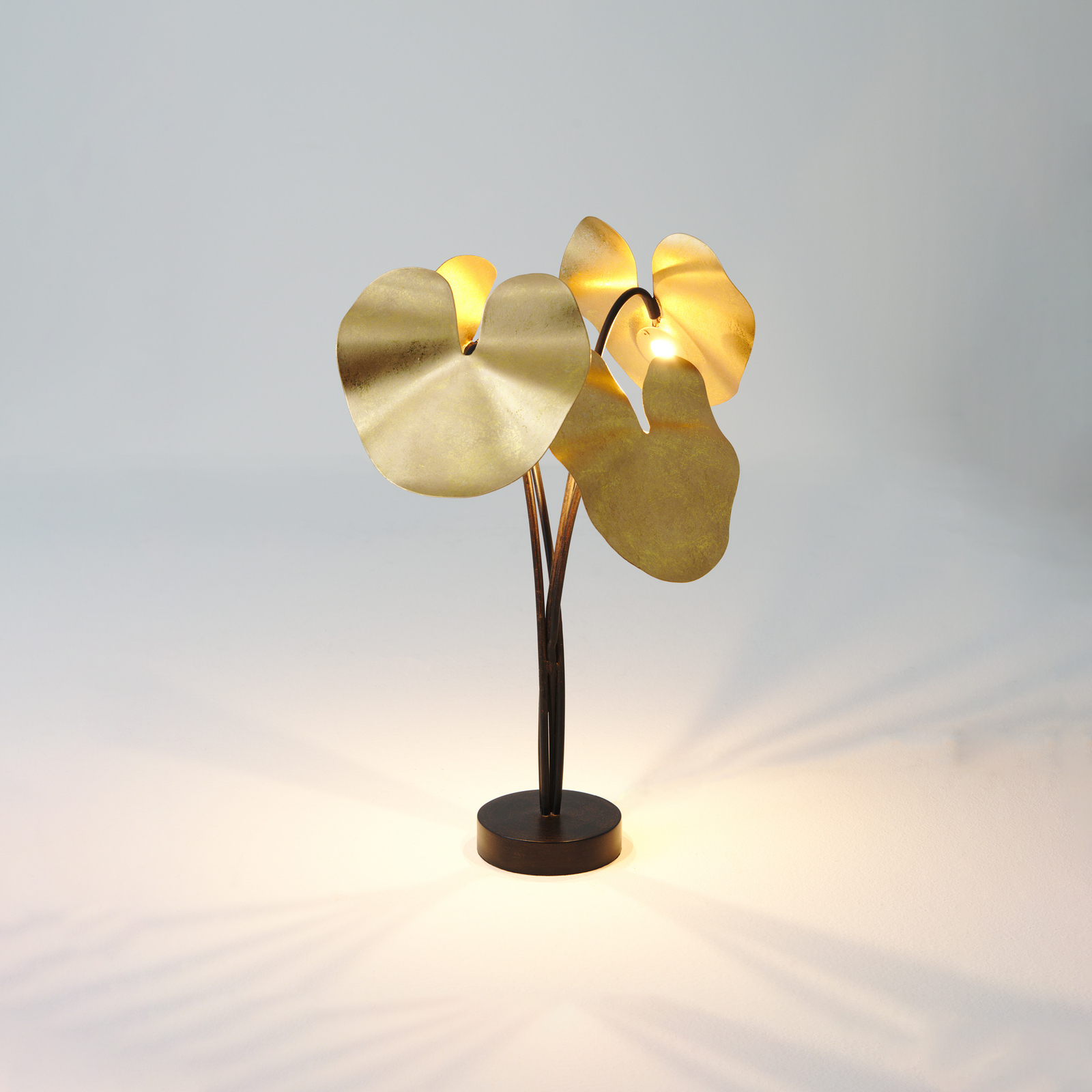 LED tafellamp Controversia met dimmer, goud