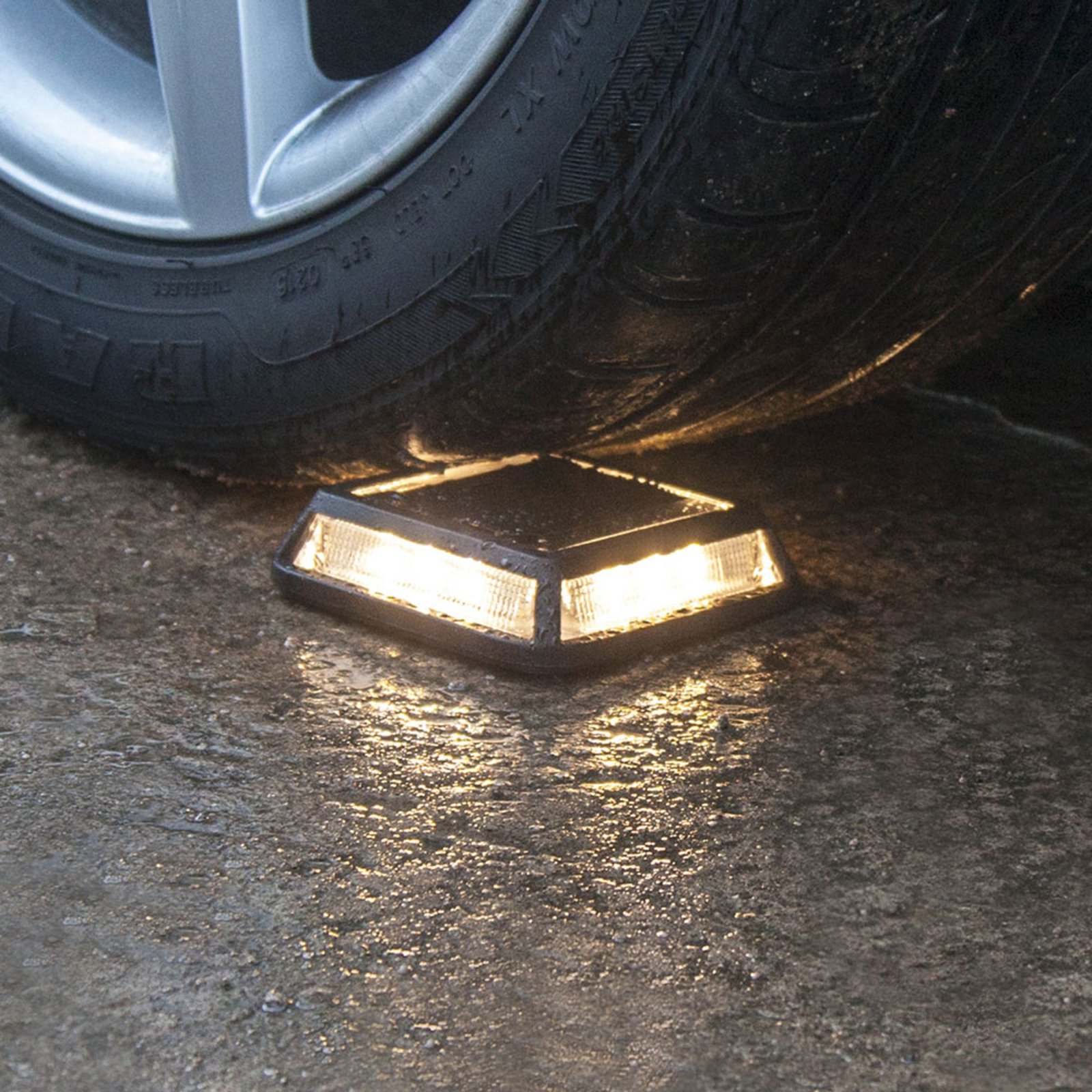 Luz solar LED para entradas de automóveis, com capacidade de carga até