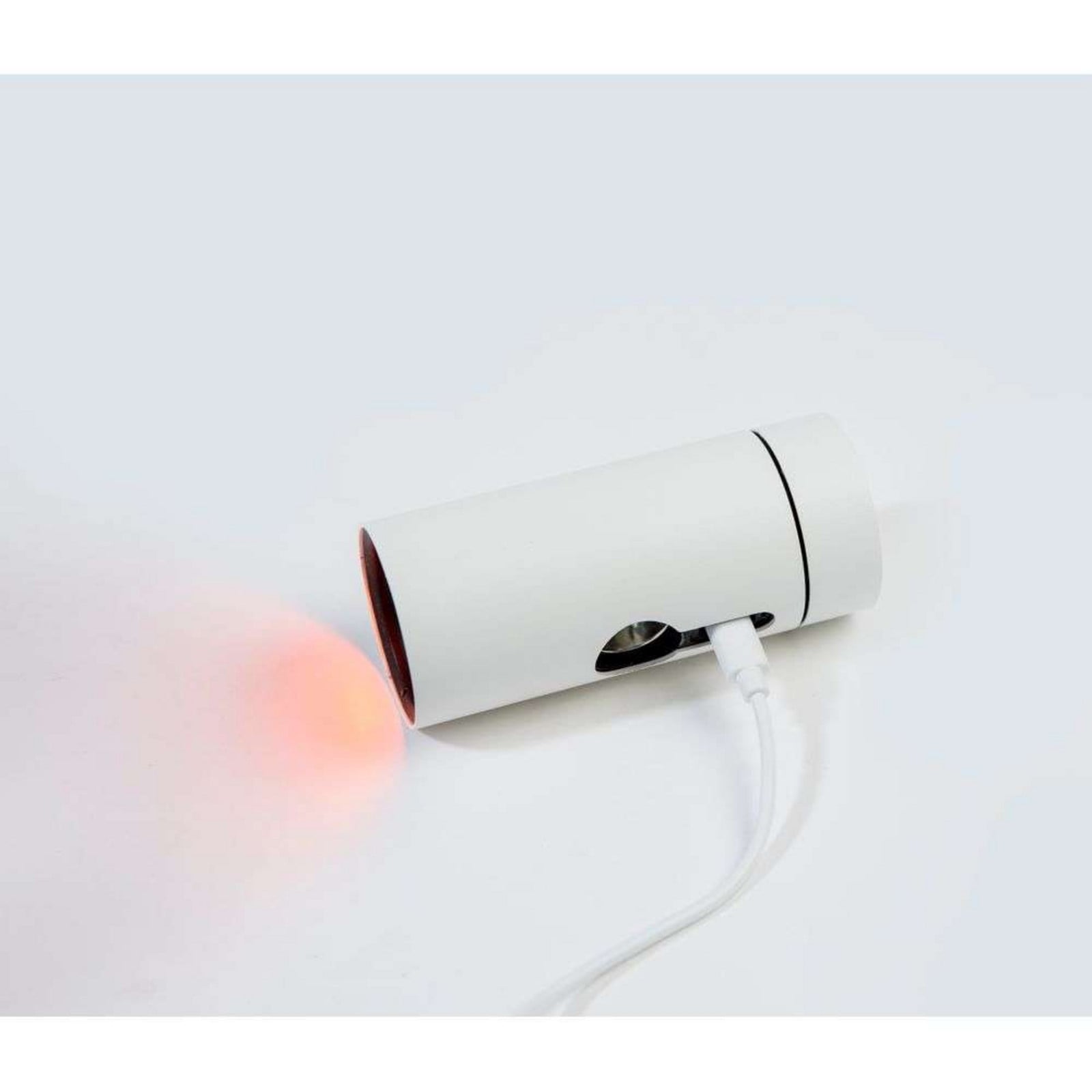 Sia Click Spot White LOOM DESIGN - Vardagsrum - Aluminium | Produkter - Plafonder | Lampspecialisterna