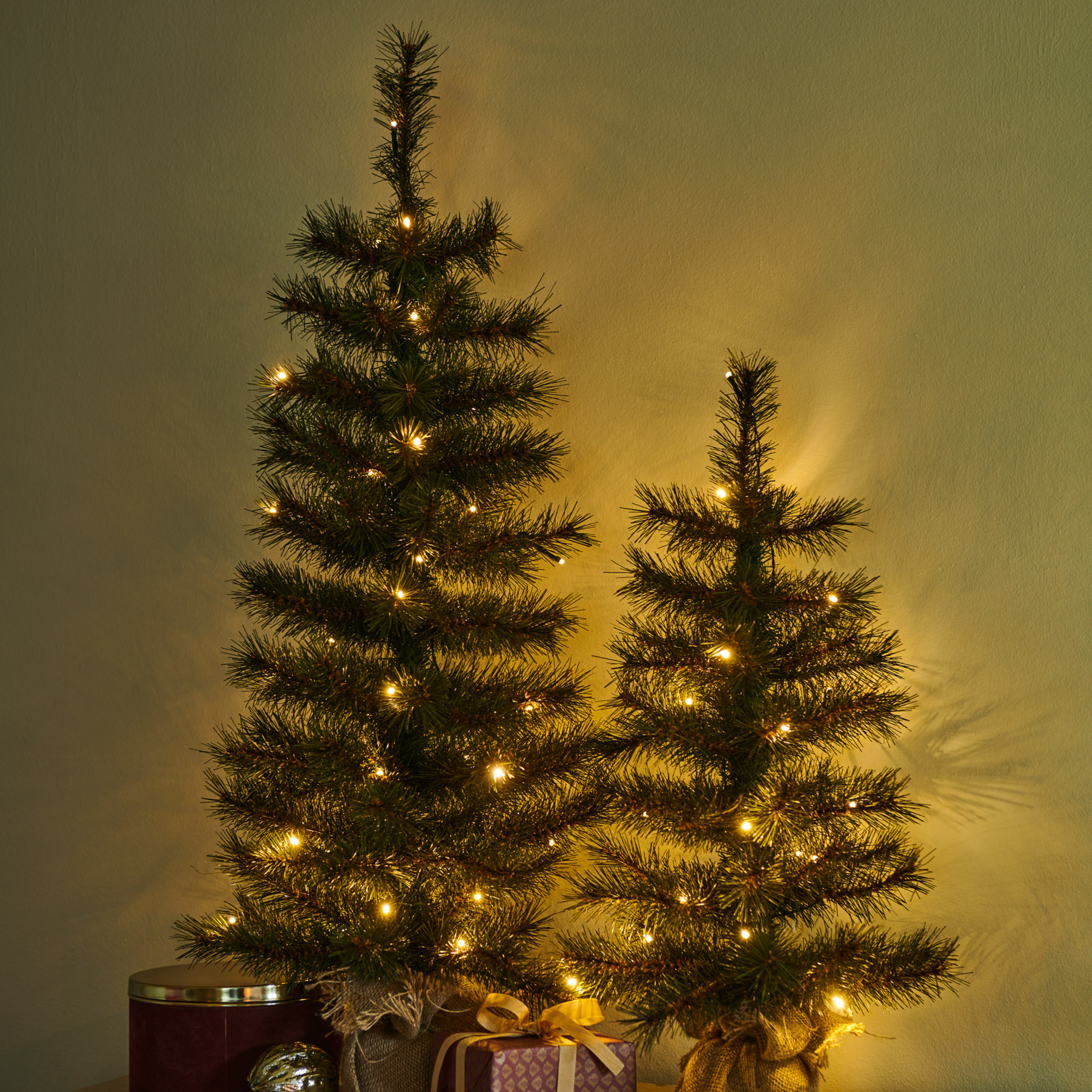 Arbre à LED Alvin pour l'intérieur et l'extérieur Fonctionnement sur piles