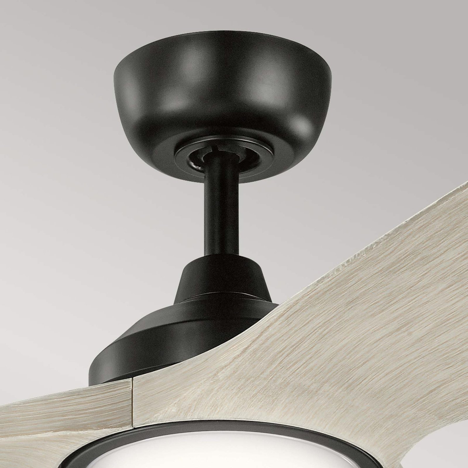 Imari LED ceiling fan, three-blade