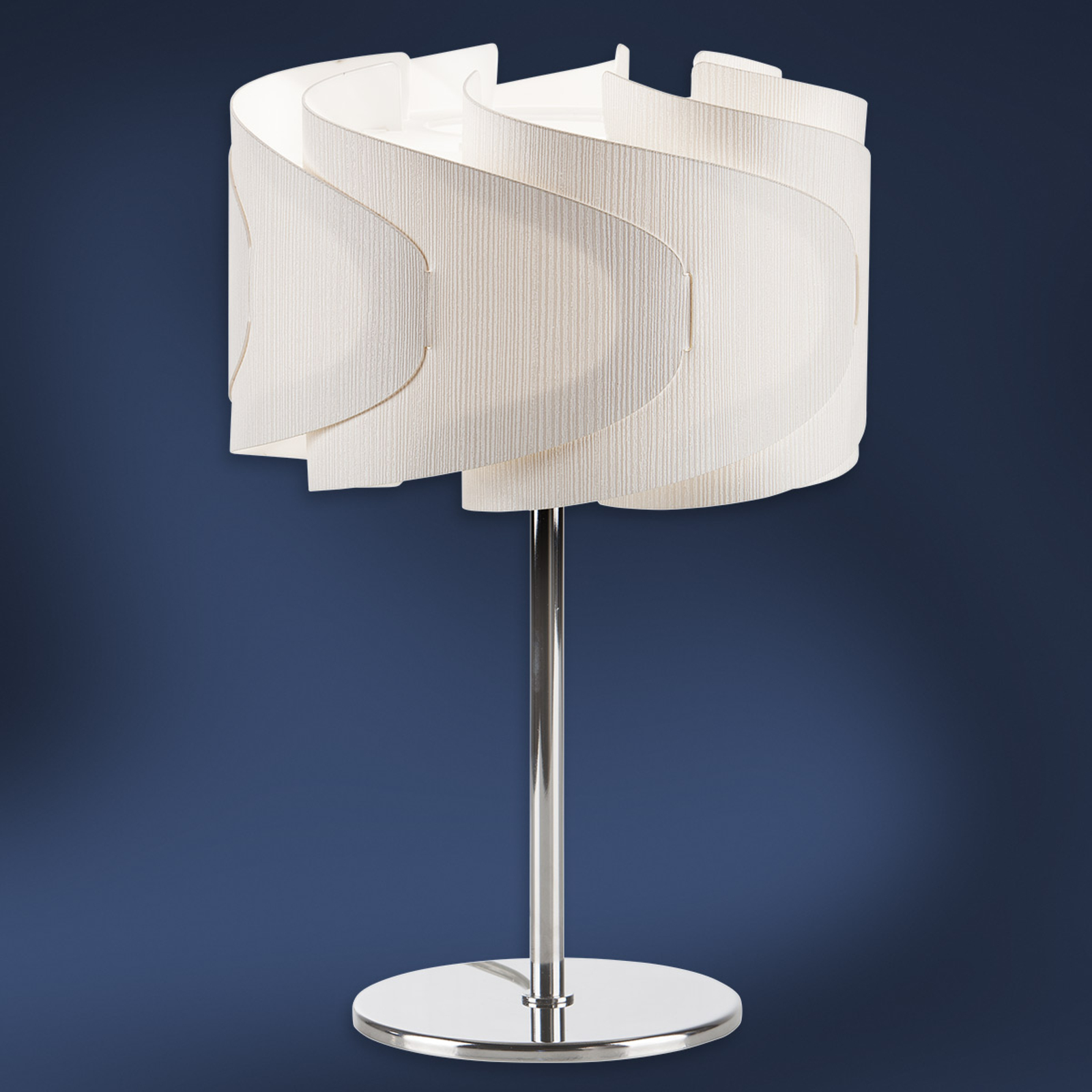 Lampa stołowa Lumetto Ellix o wyglądzie drewna