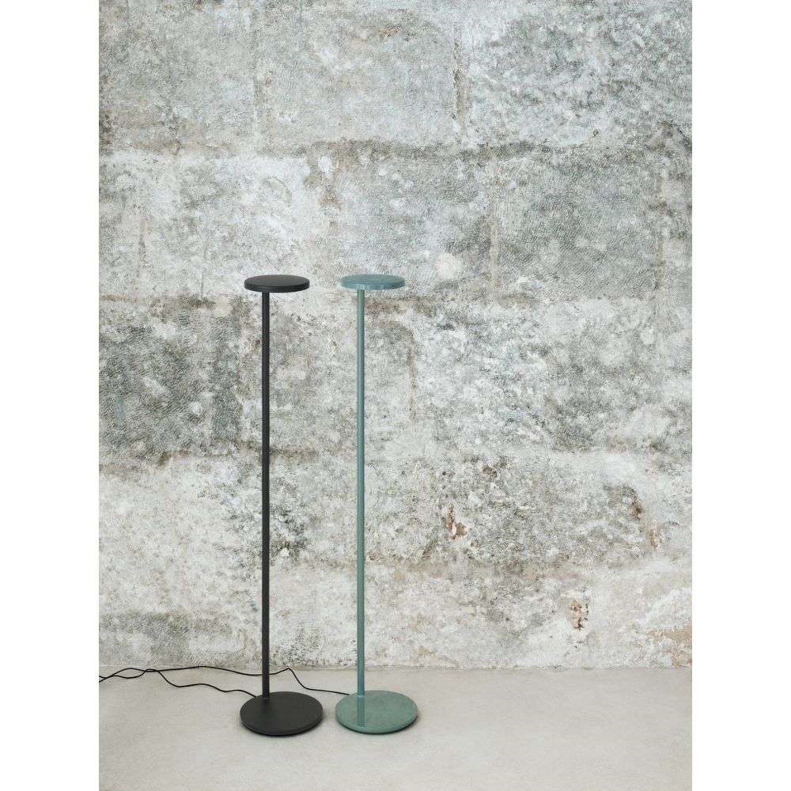 Oblique F Lampadar 2700K Glossy Sage - Flos