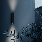 FLOS Flauta Spiga Außenwandlampe, 2.700K schwarz