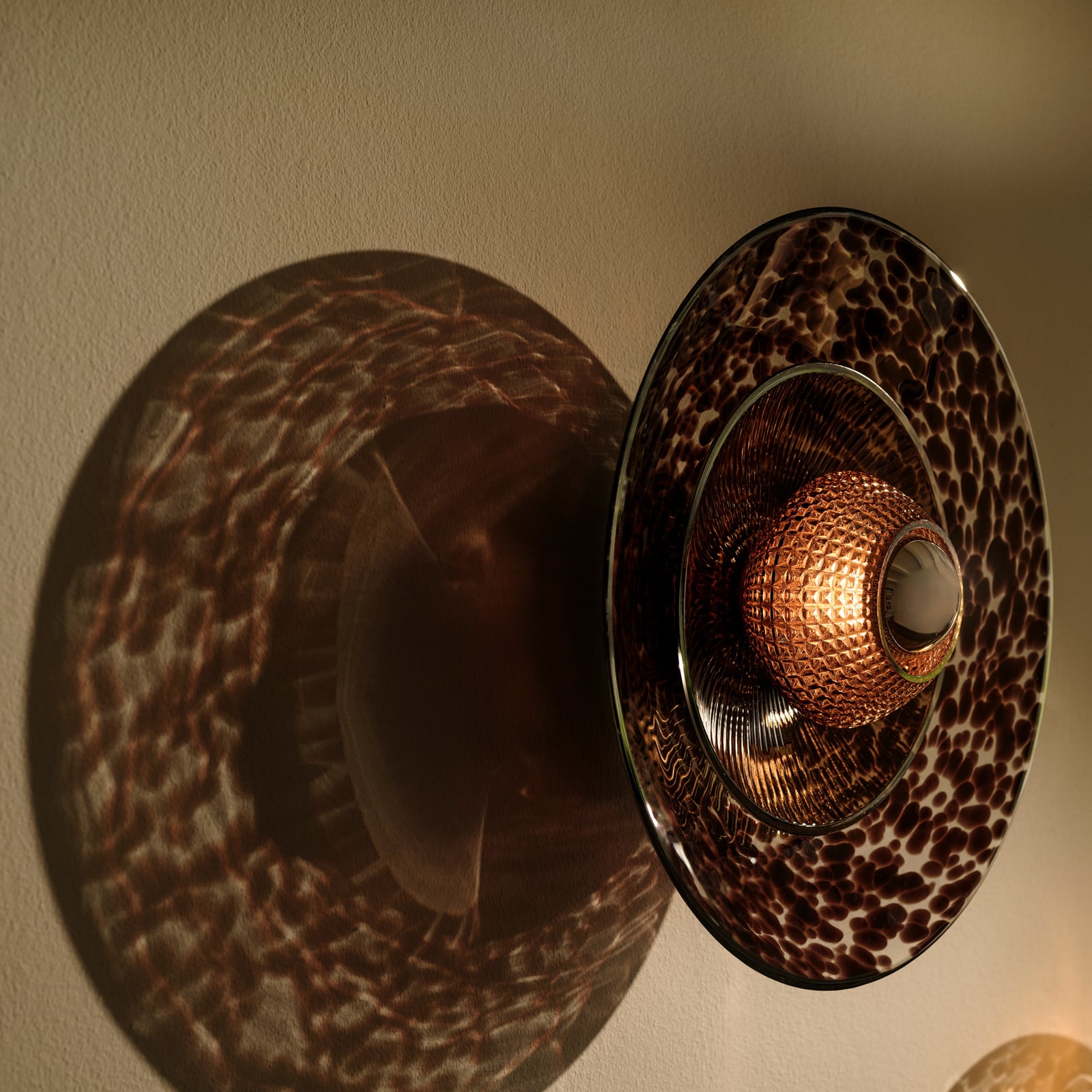 Disco Rama wall light, brown, glass, E27 - DESIGN BY US