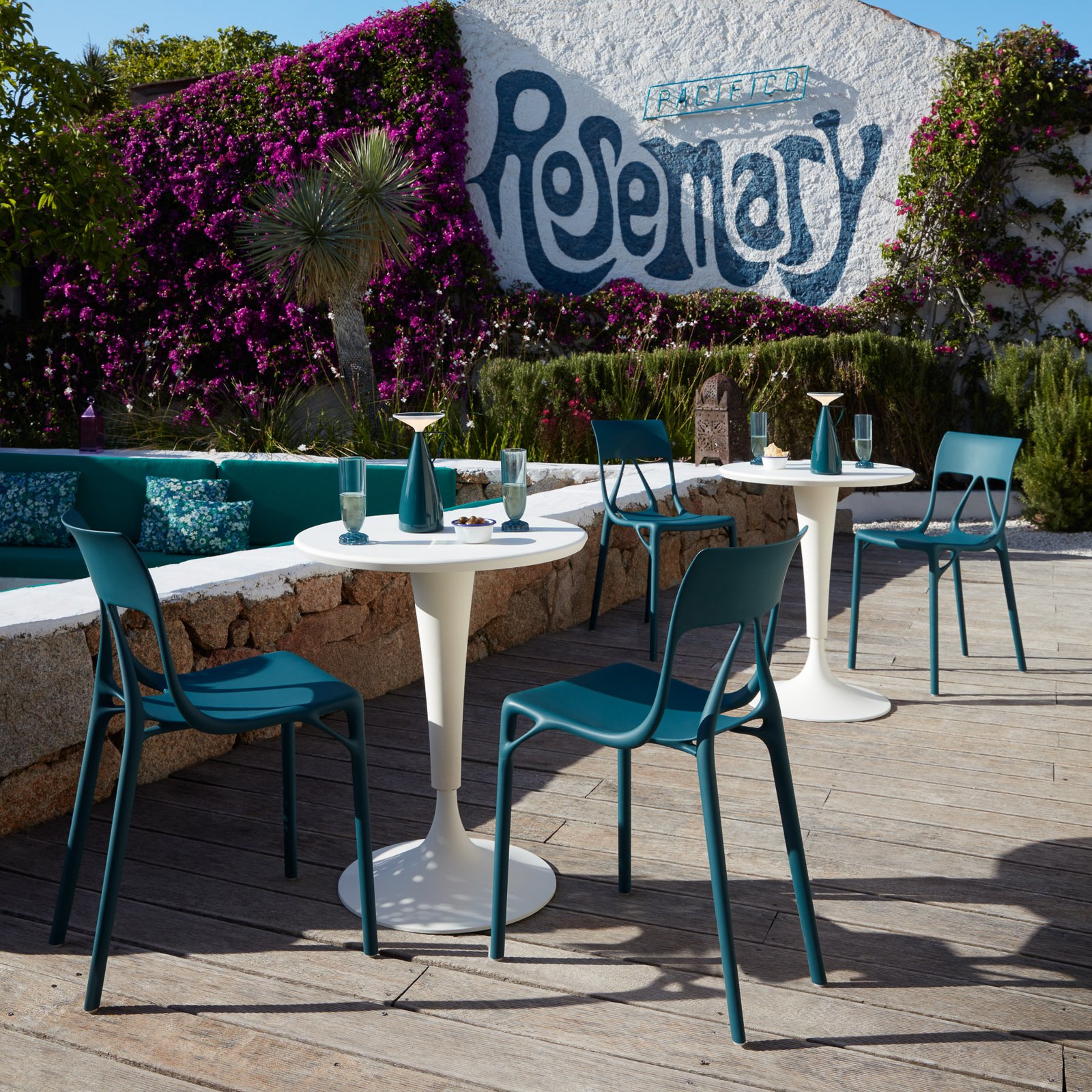 Chaises A.I. Lite, pétrole, hauteur 80 cm, lot de 2 - Kartell