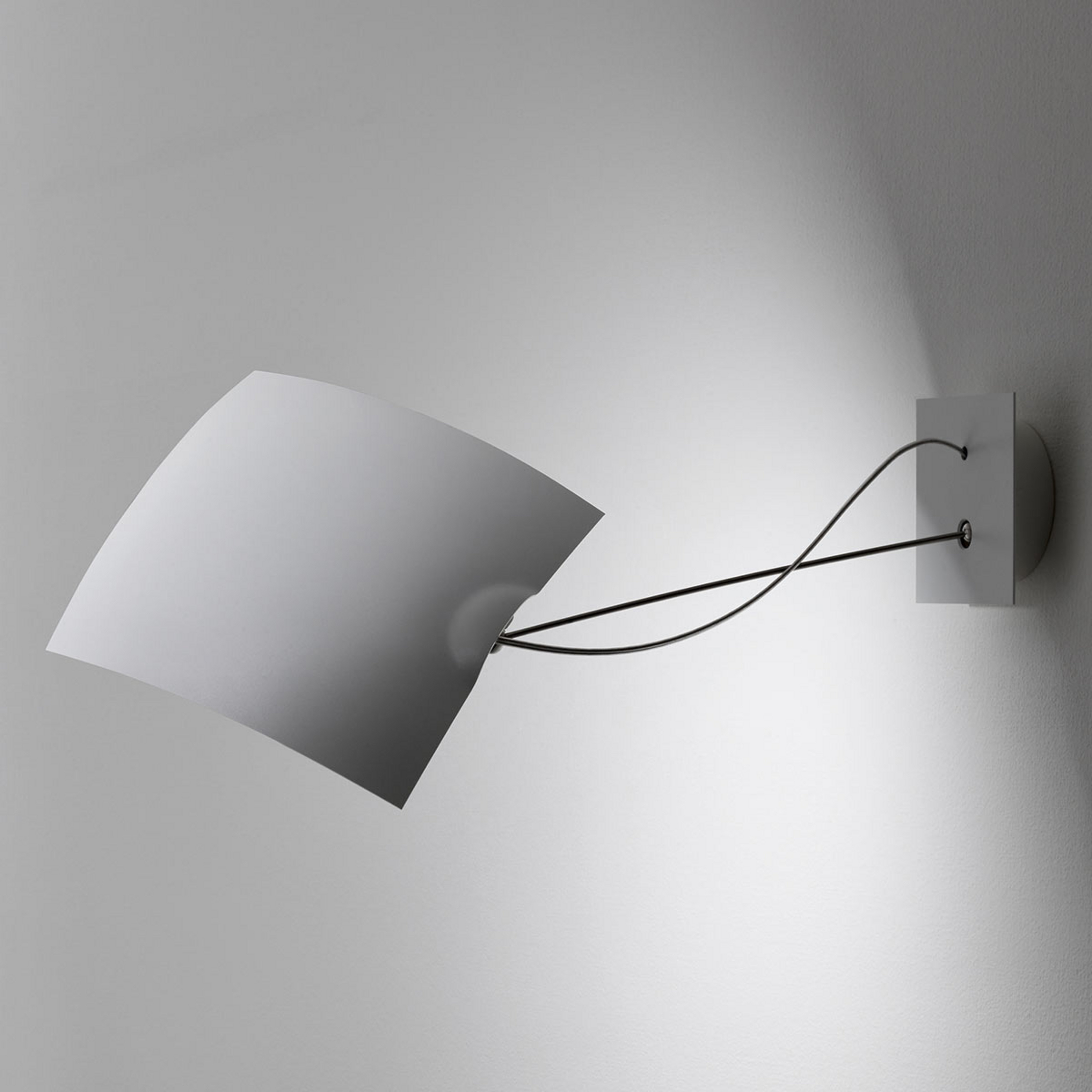 18 X 18 Wandlamp 220V - Ingo Maurer