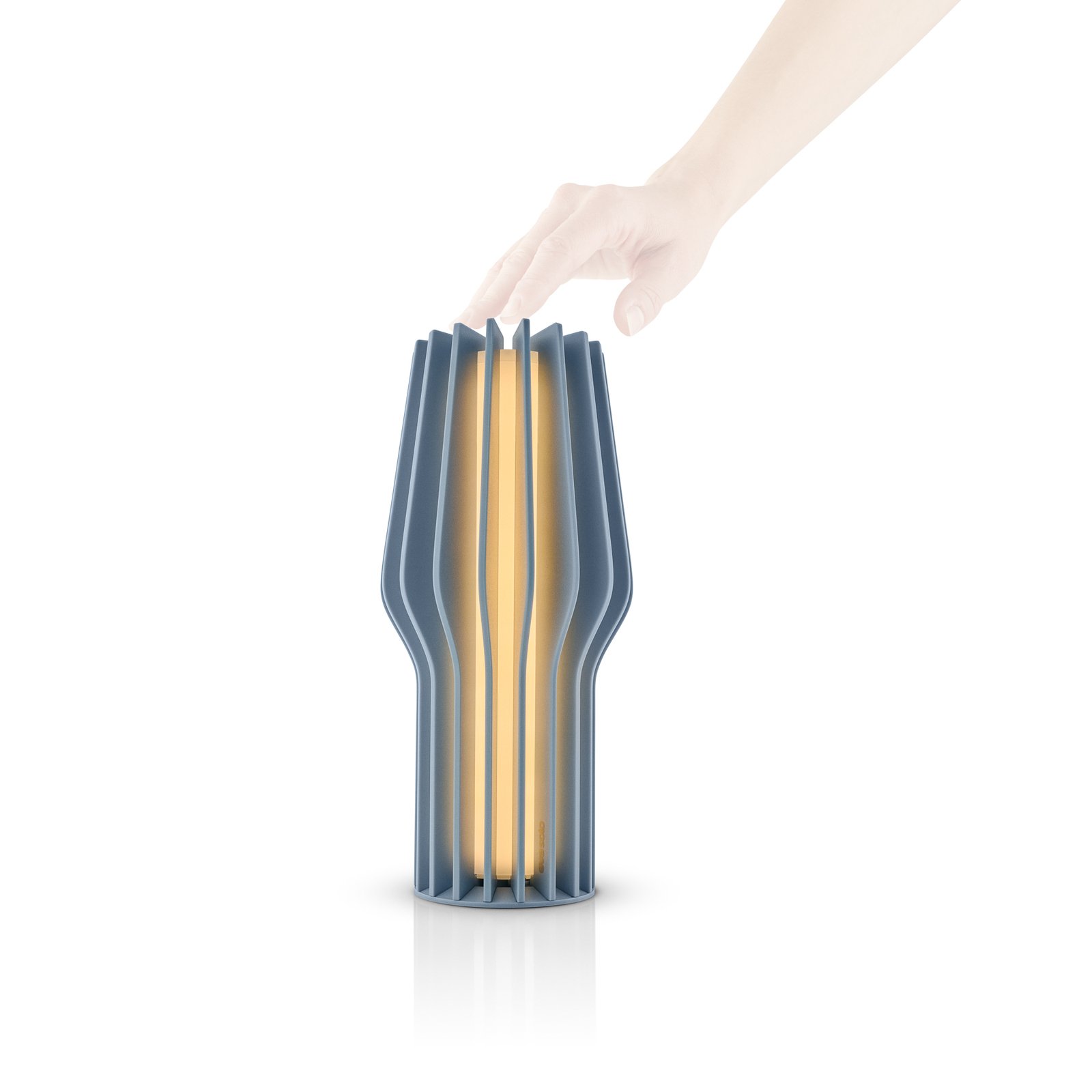 Radiant Portable Tischleuchte H25 Dusty Blue - Eva Solo
