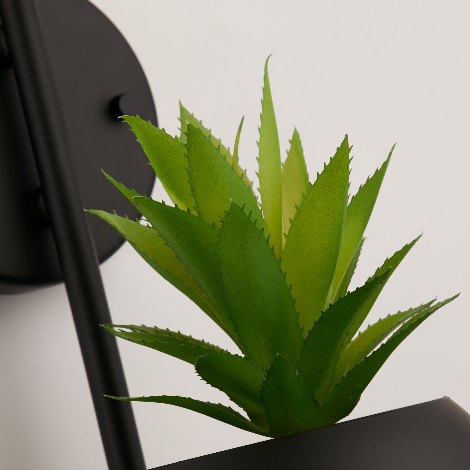 Searchlight Aplică de perete Makarius negru/alb sticlă ghiveci suspendat - Camera de zi / sufragerie - Modern - alb negru