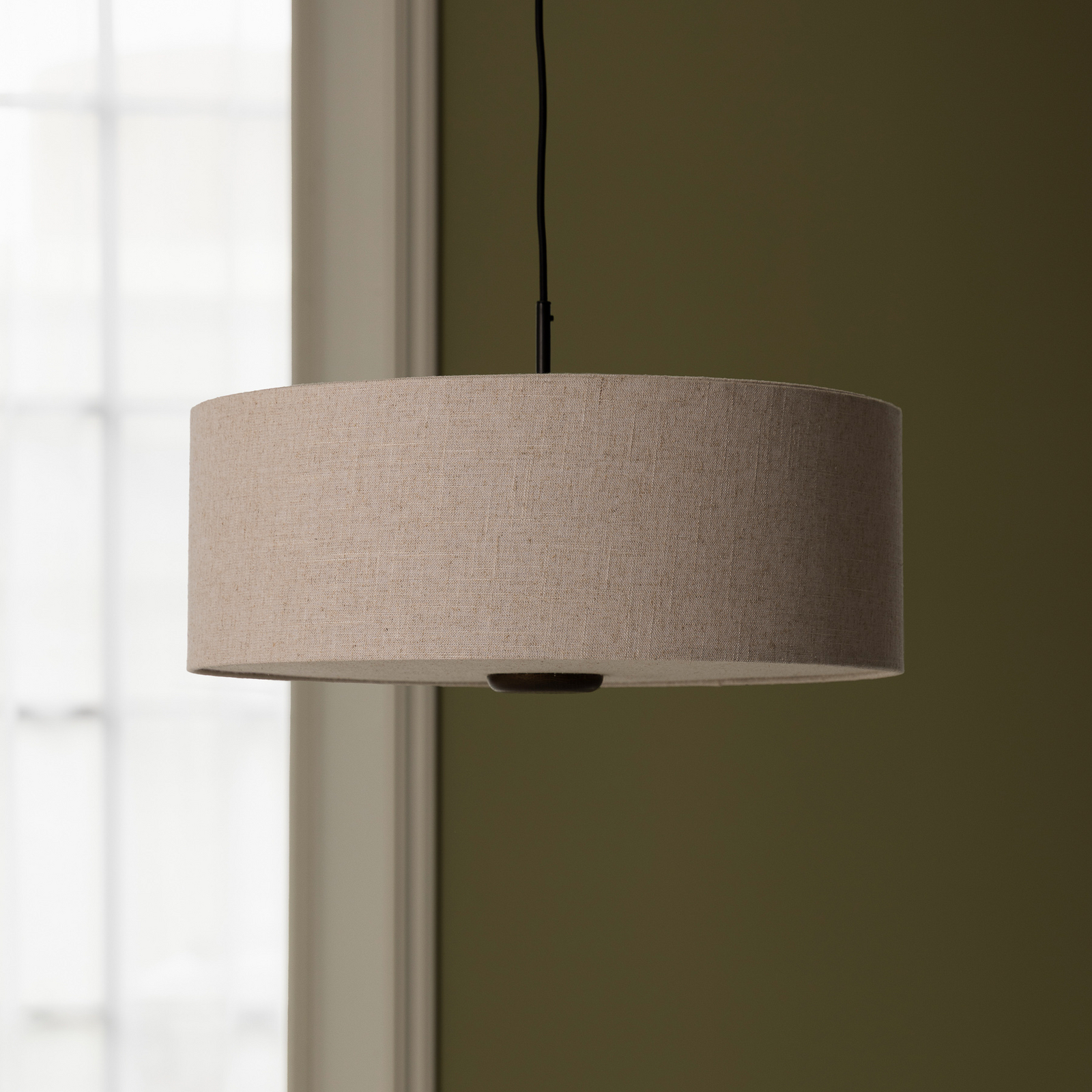 Candeeiro suspenso Globen Lighting Bosco 55, bege, Ø 55 cm, tecido Candeeiro suspenso Globen Lighting Bosco 55, bege, Ø 55 cm, tecido