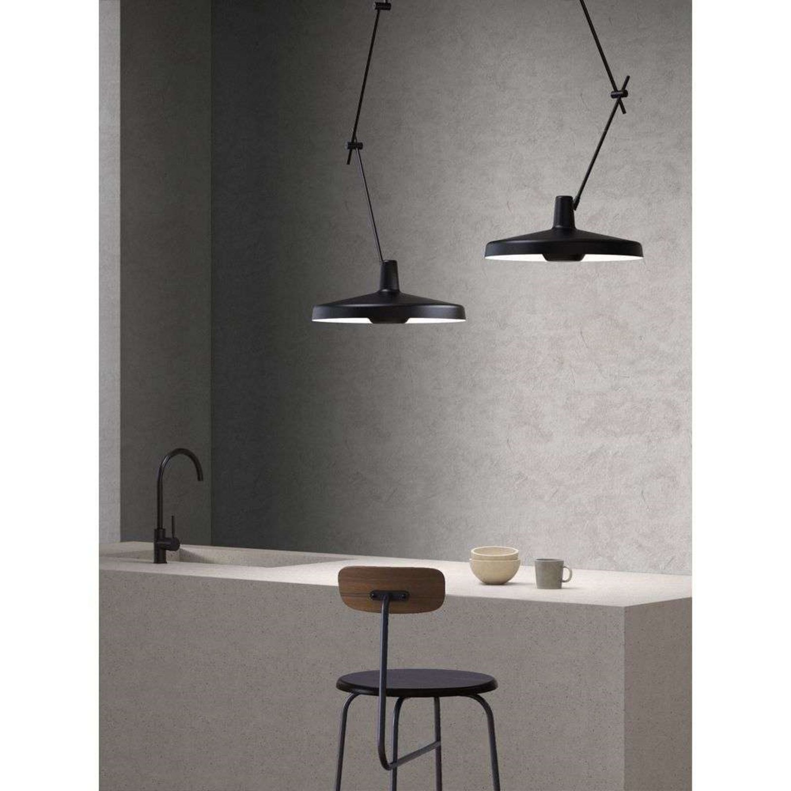 Arigato 45 Ceiling Lamp Black - Grupa