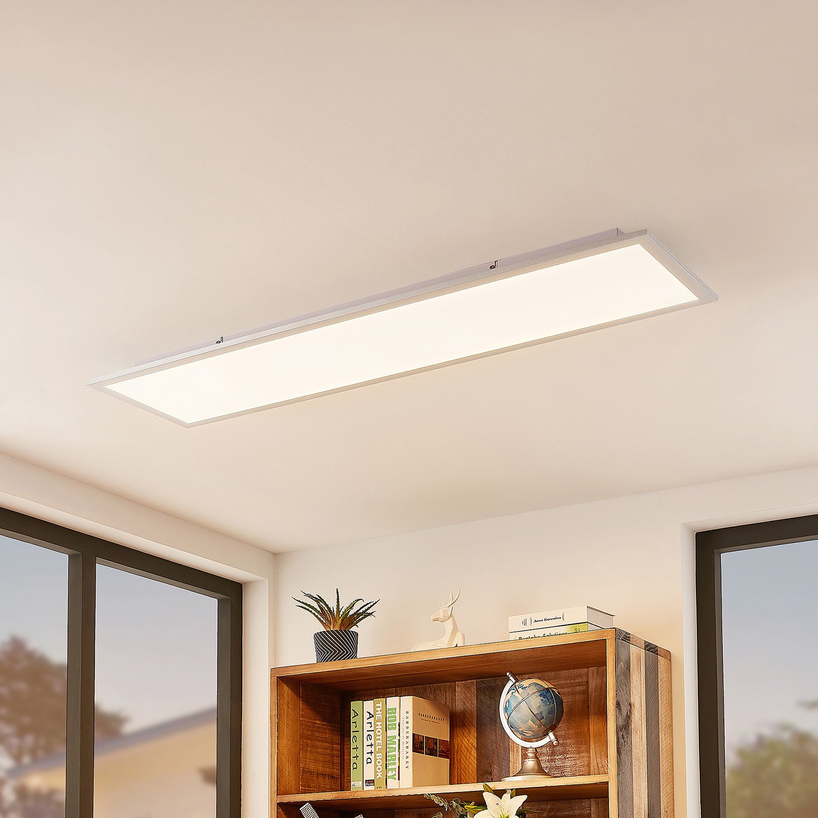 Kjetil Candeeiro de teto Smart Home 120x30 Prateado/Branco - Lindby