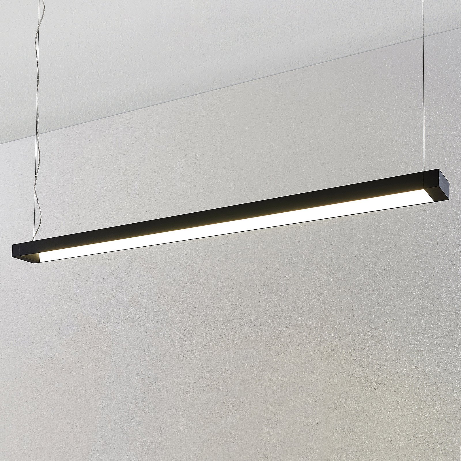 Arcchio Cuna LED-pendellampa svart, kantig 162 cm