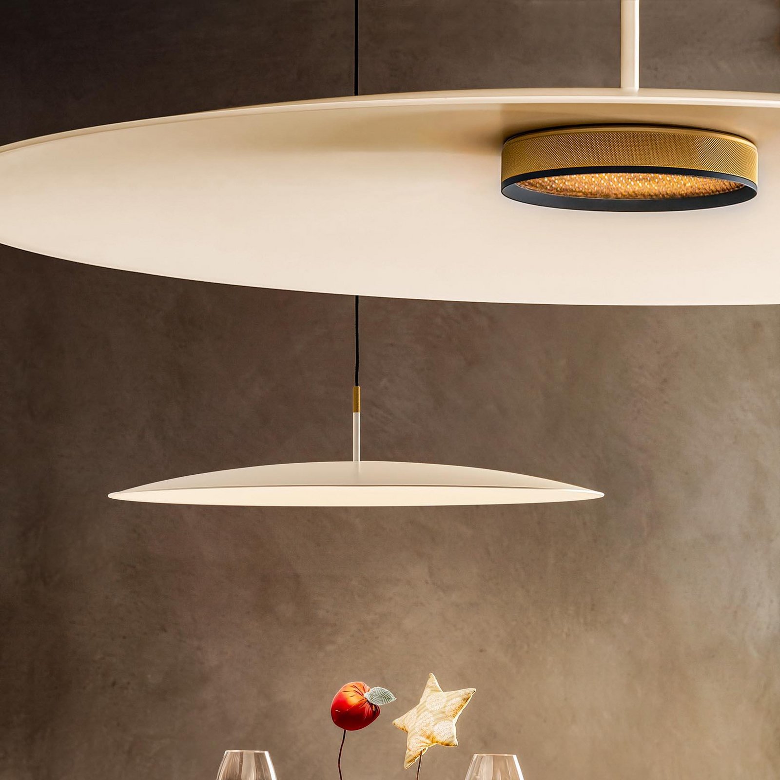 OLEV LED-Hängelampe OVERFLY PLUS, weiß/gold, Ø 55 cm 2.700 K