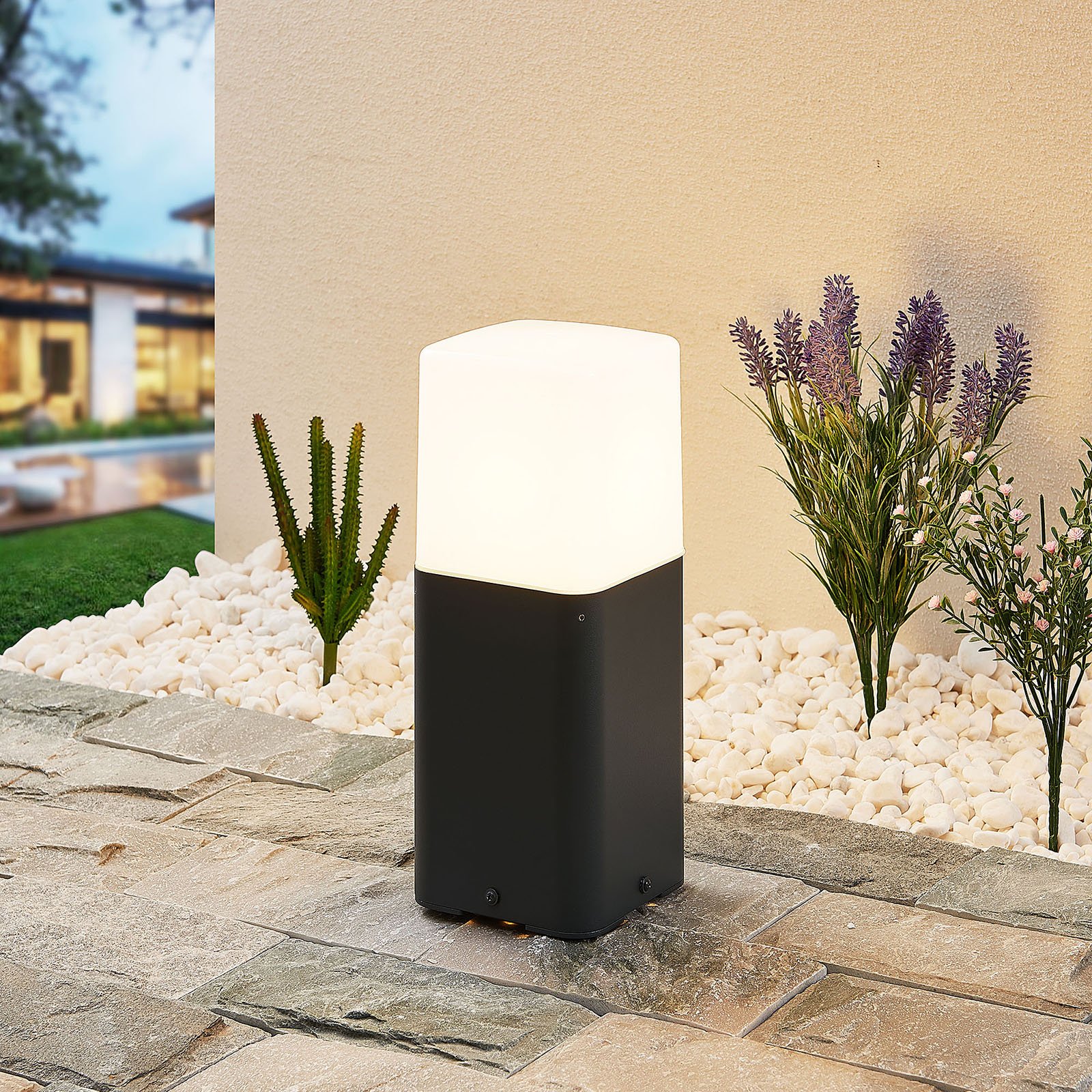 Lucande Obuna pillar light, height 30 cm, aluminium, polycarbonate, E27, 23 W, energy efficiency: A++, L: 12 cm, W: 12 cm, H: 30 cm