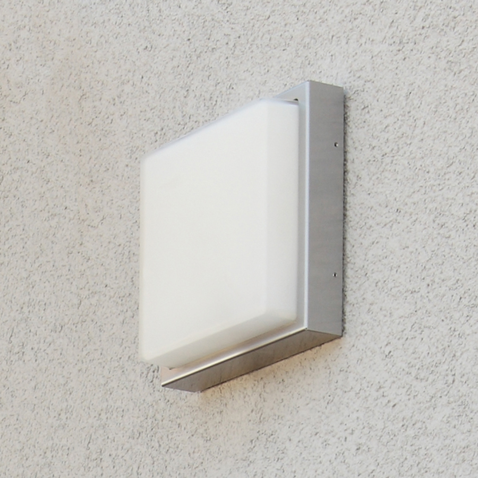 Stainless steel outdoor wall light 046