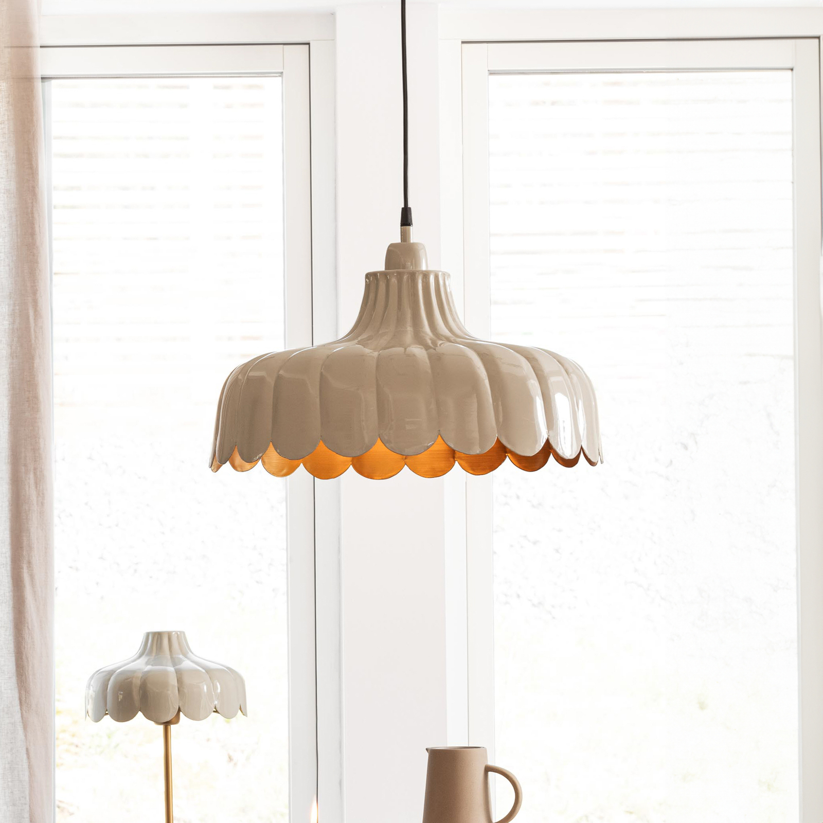 PR Home Wells asztali lámpa bézs/arany