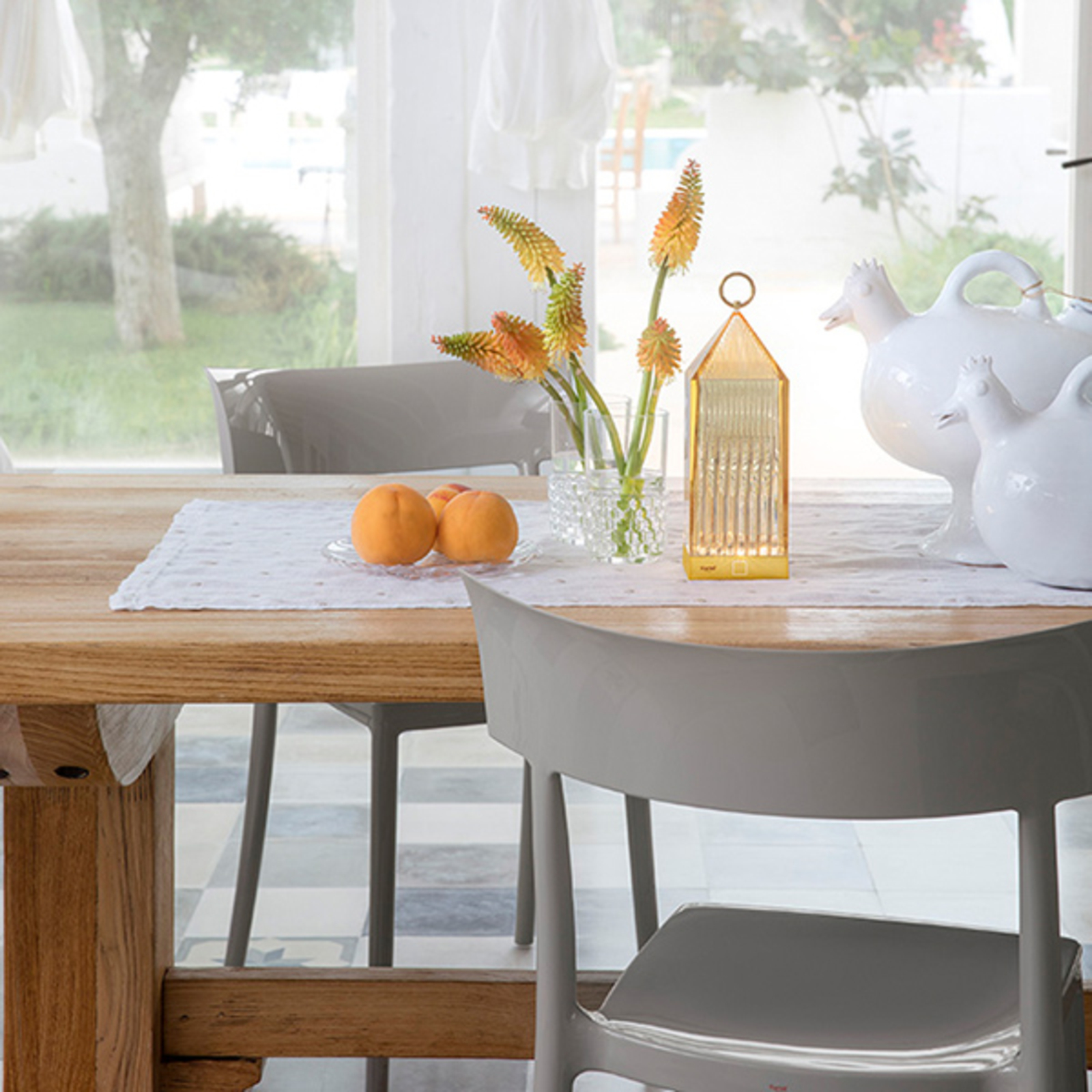 Kartell Lantern lampe à poser LED, extérieur IP54 Luminaire.fr