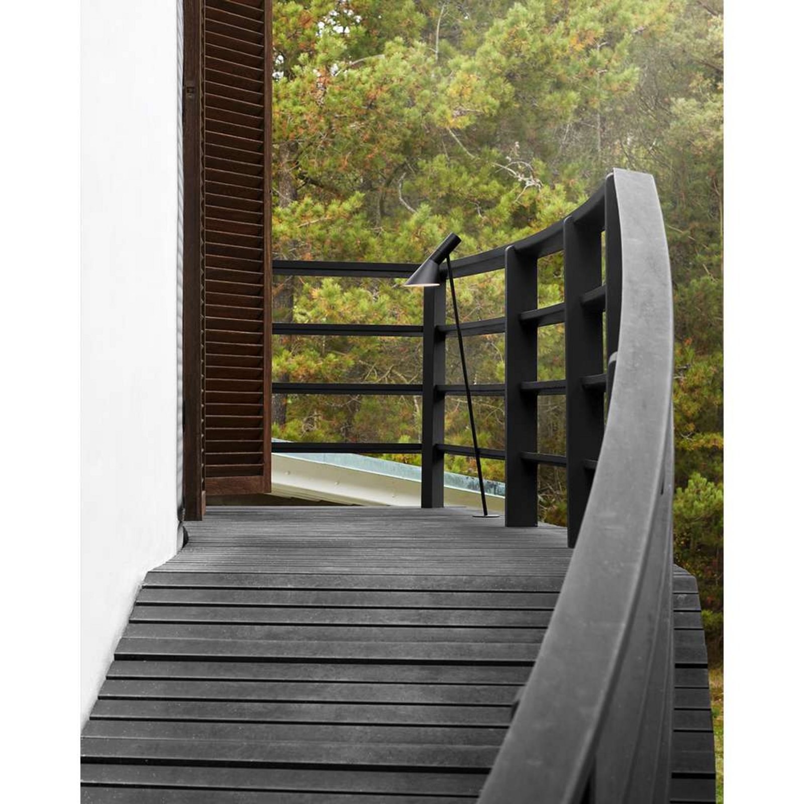 AJ Garden Long Lámpara  Exterior/Jardín 2700K Base Black - Louis Poulsen