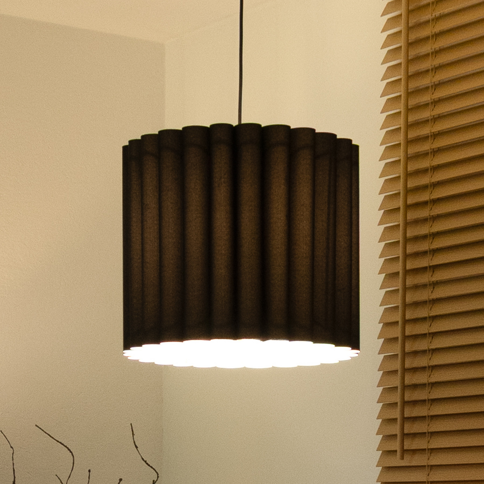 Aria pendant light, black, microfibre, E27