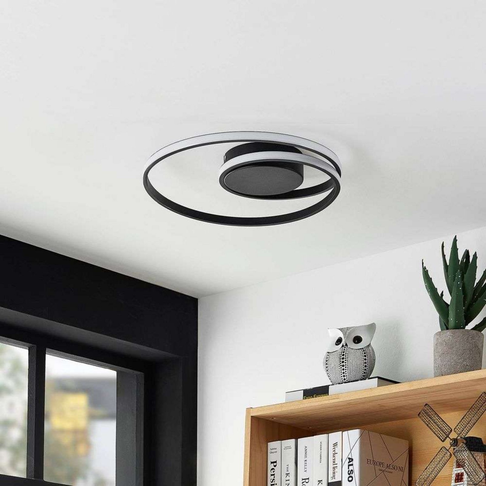 Youna LED Candeeiro de Tecto Black - Lindby