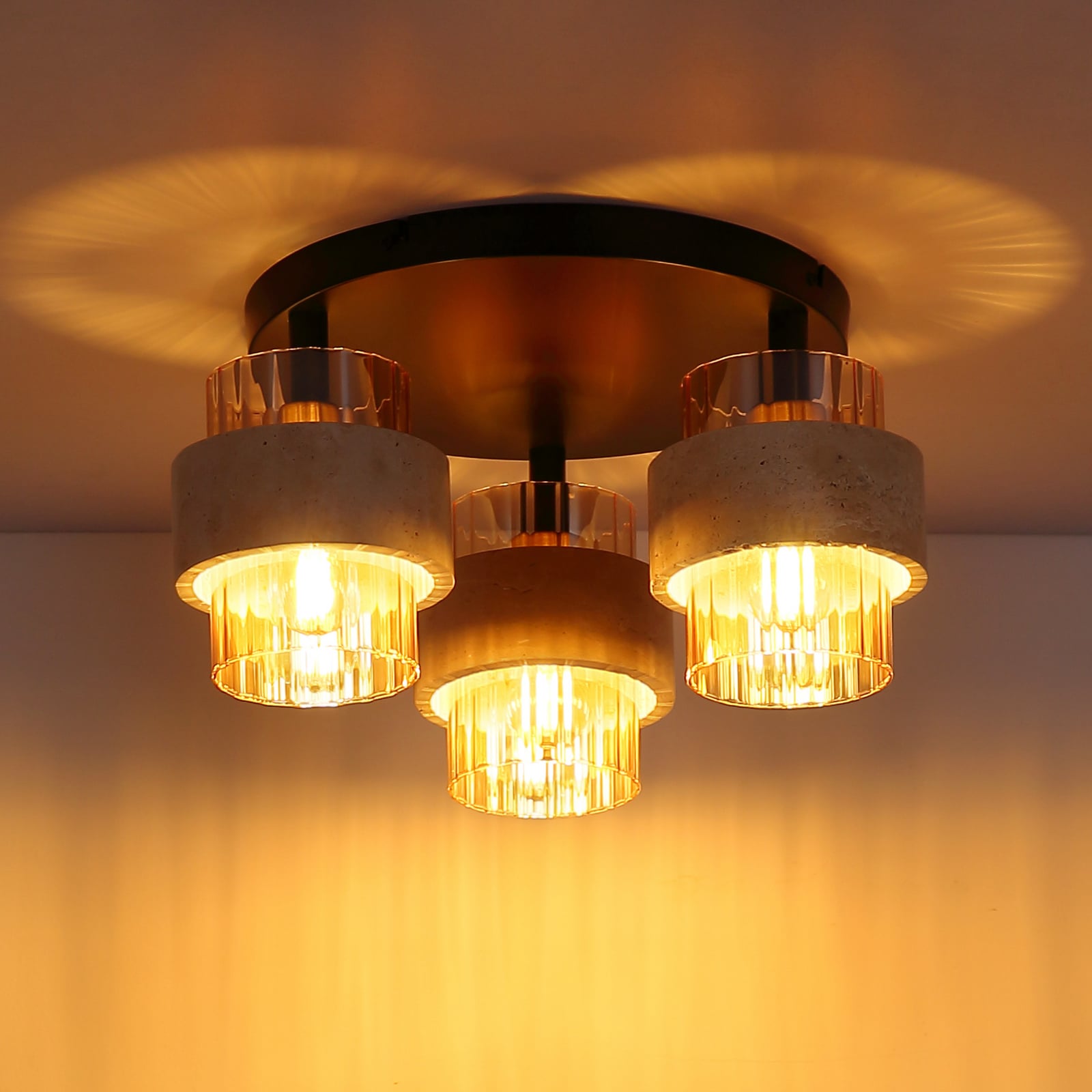 Plafondlamp Daren, 3-lamps, beige/amber/zwart, Ø 38 cm, E27 Plafondlamp Daren, 3-lamps, beige/amber/zwart, Ø 38 cm, E27