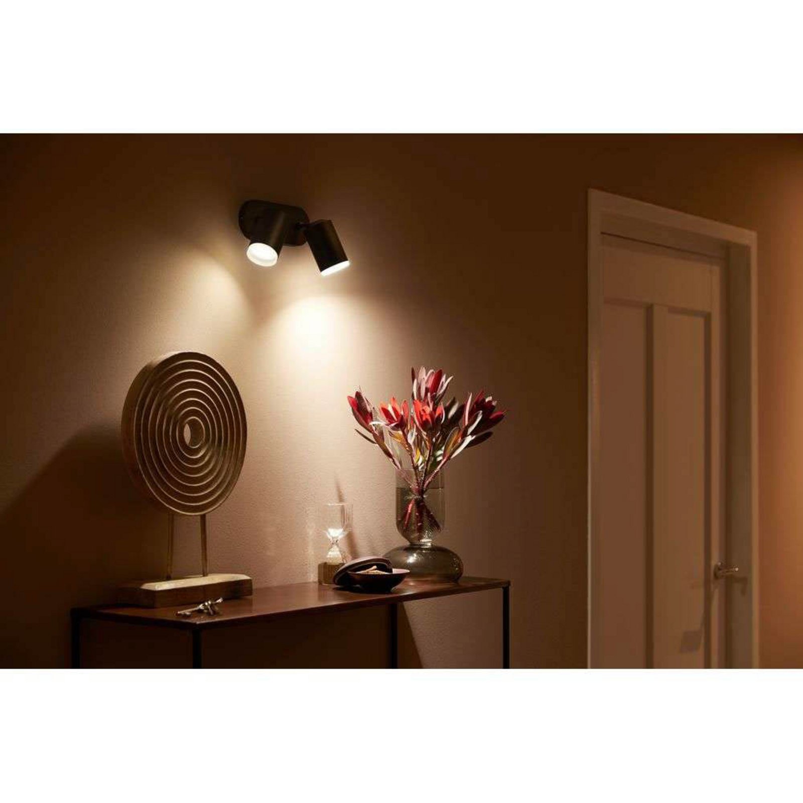 Fugato Spot 2 Plafonieră Bluetooth White/Color Amb. Black - Philips Hue