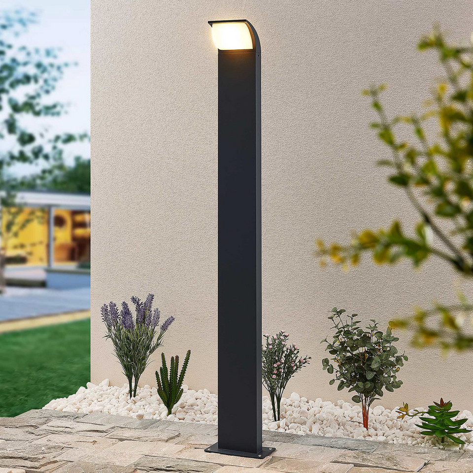 Lucande Tinna LED Trädgårdslampa H100, svart från Lucande