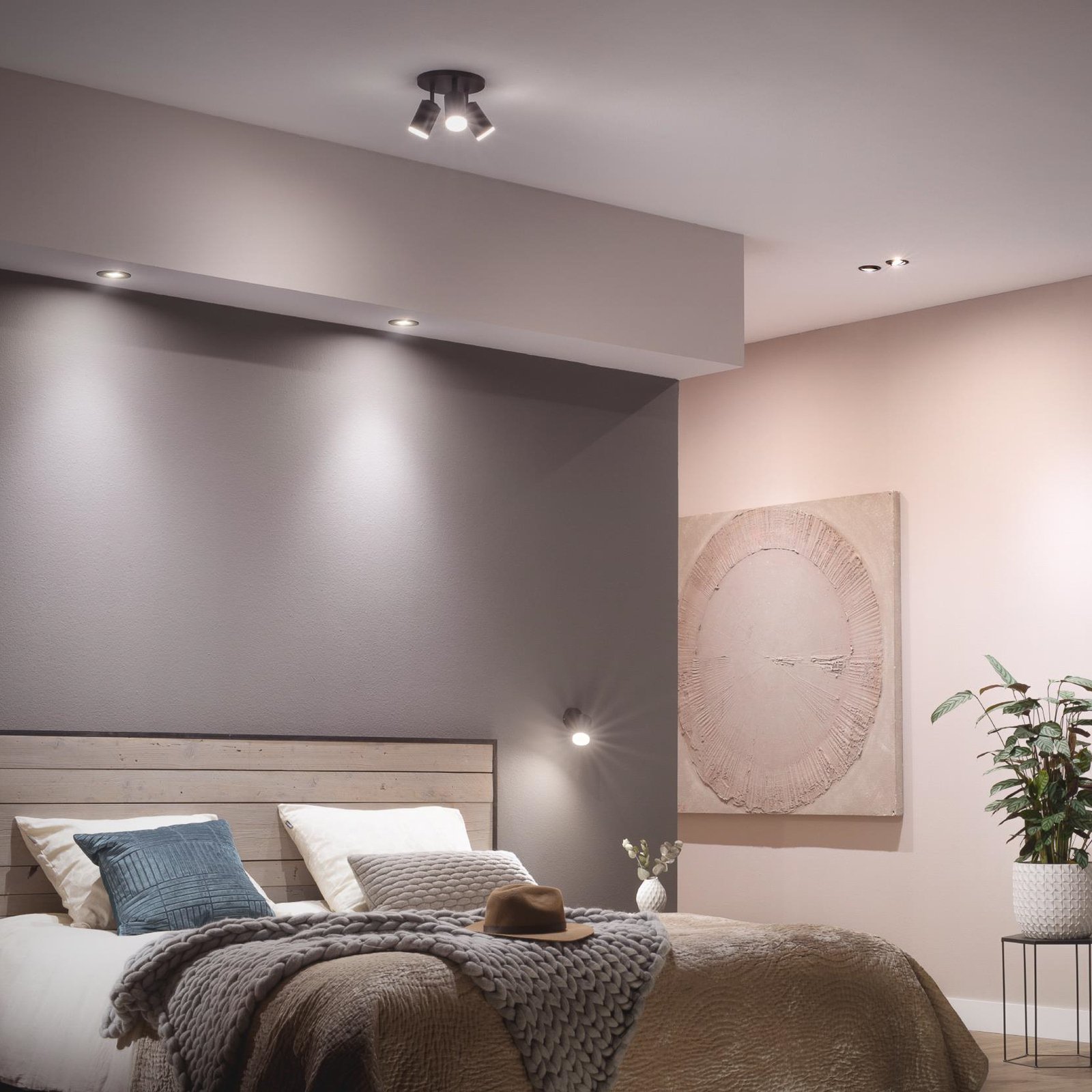 Philips Hue LED прожектор за вграждане Centura, черен, Ø 9 cm, CCT RGB