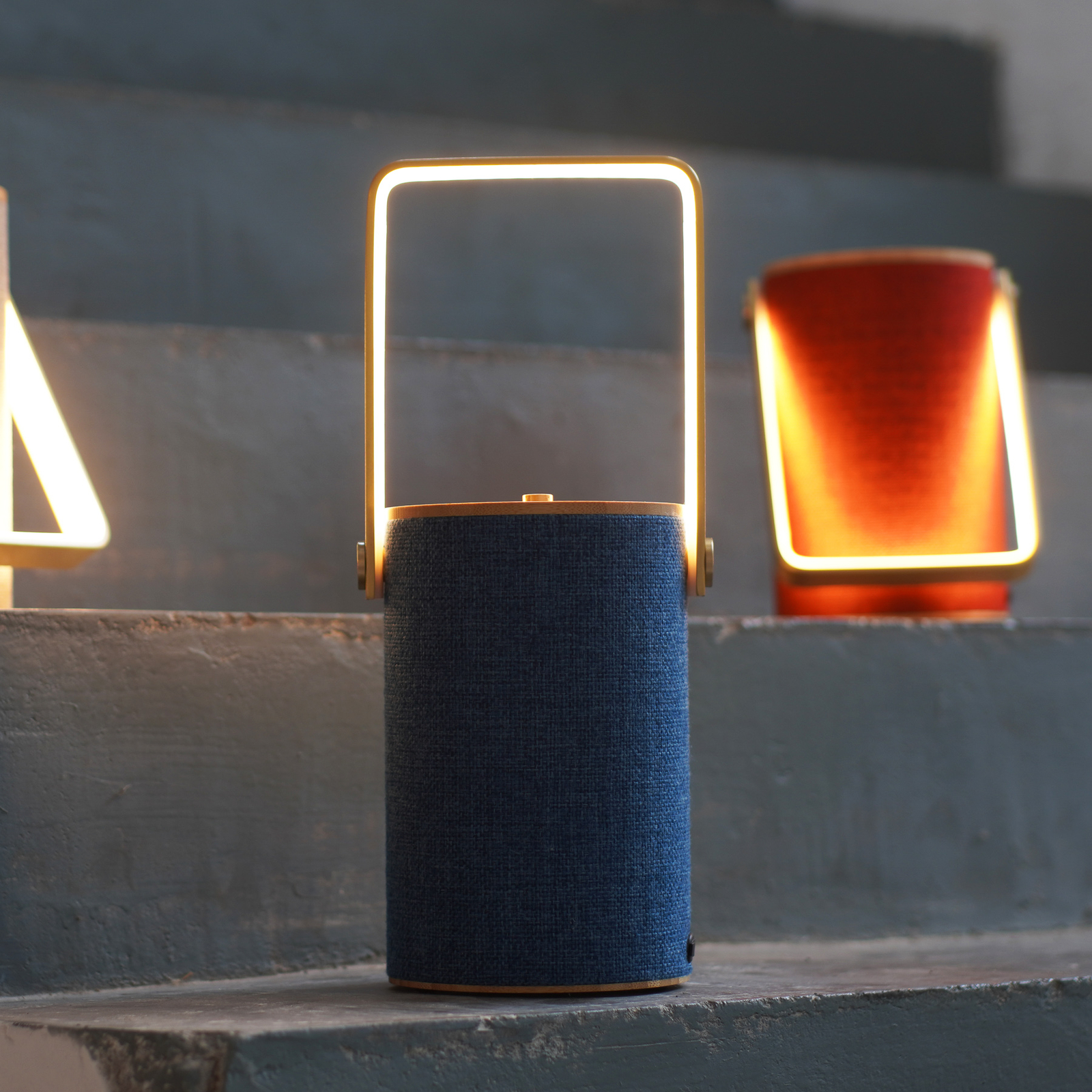 LOOM DESIGN Silo 1 lámpara decorativa, altavoz Bluetooth, azul