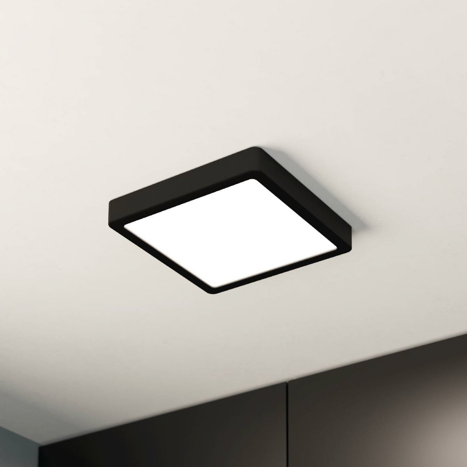 LED-Deckenlampe Fueva 5 IP44 3.000K eckig