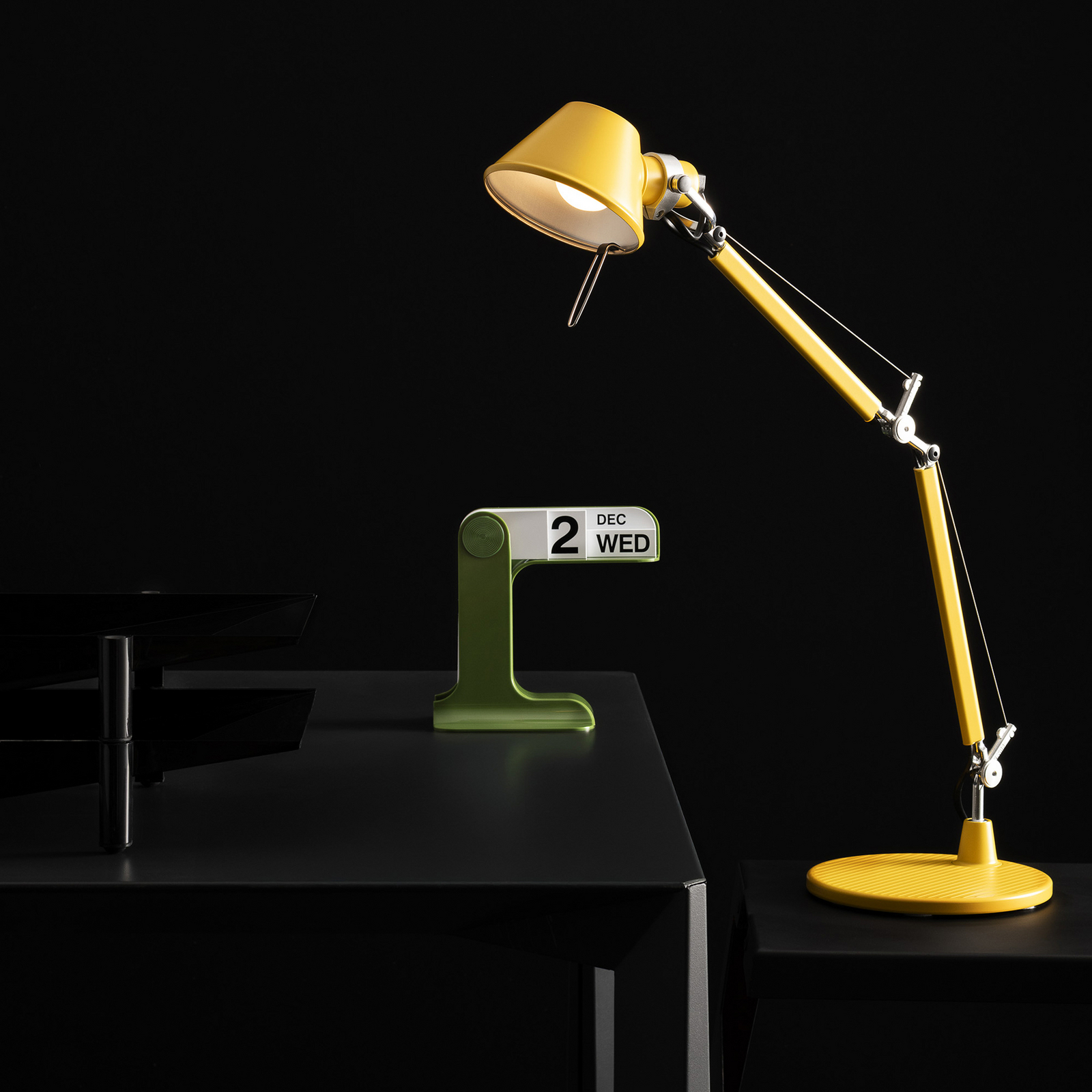 Lámpara de mesa Artemide Tolomeo Micro, amarilla