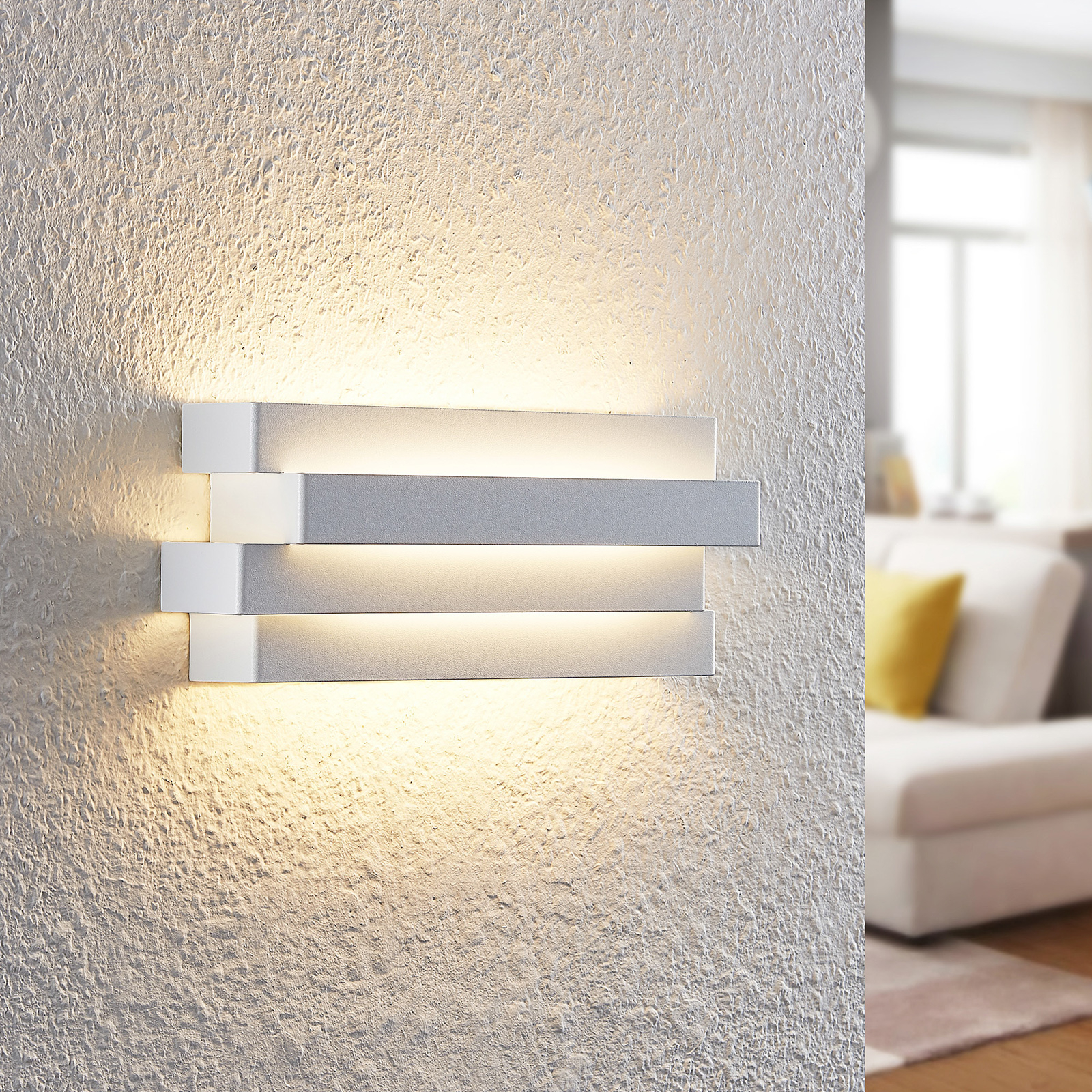 Arcchio Meteha LED wall light in white