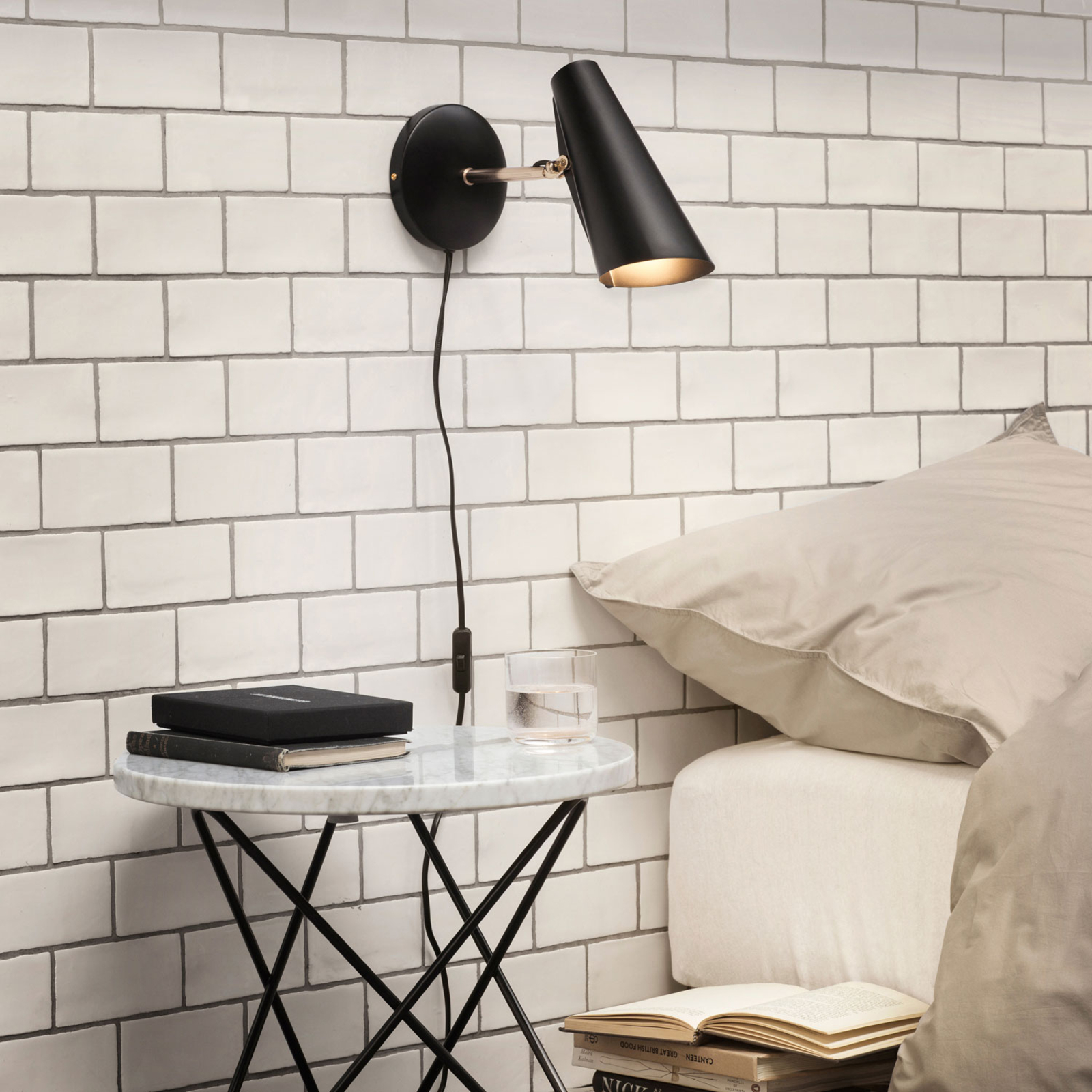 Northern Birdy Design-Wandlampe Ausladung 31,5cm