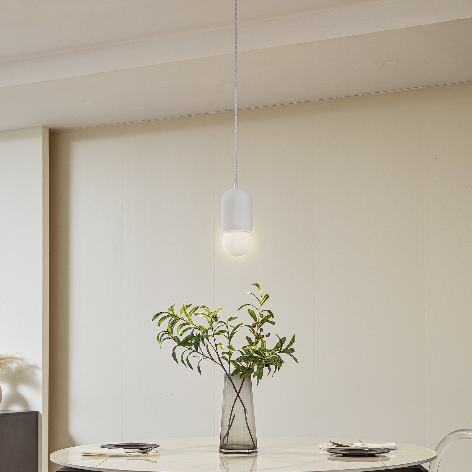 Lindby pendant light Nielson, Ø 11 cm, white, plaster