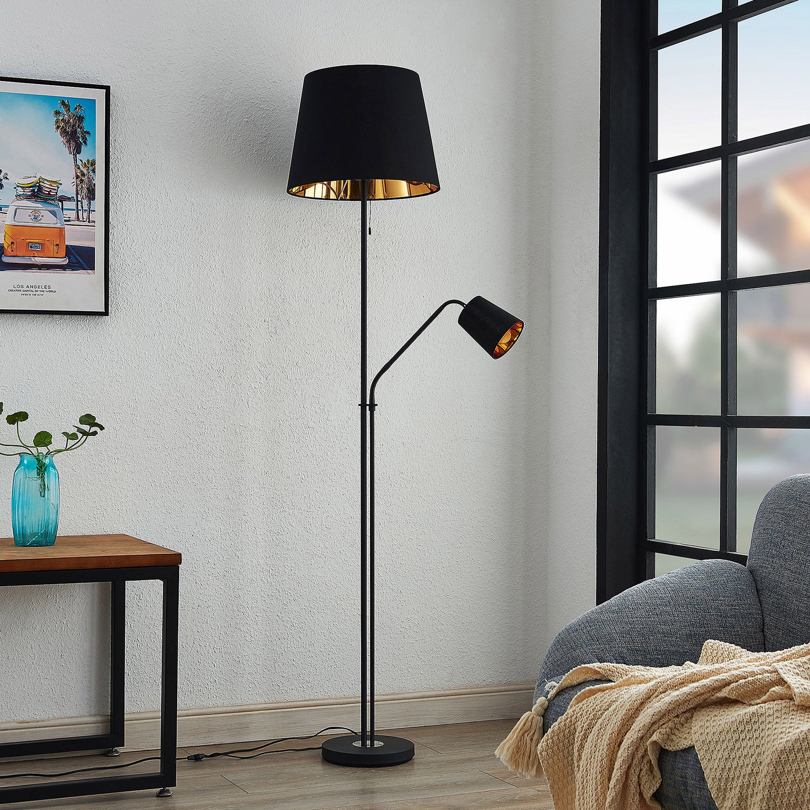 Lindby Efalia floor lamp with a reading light