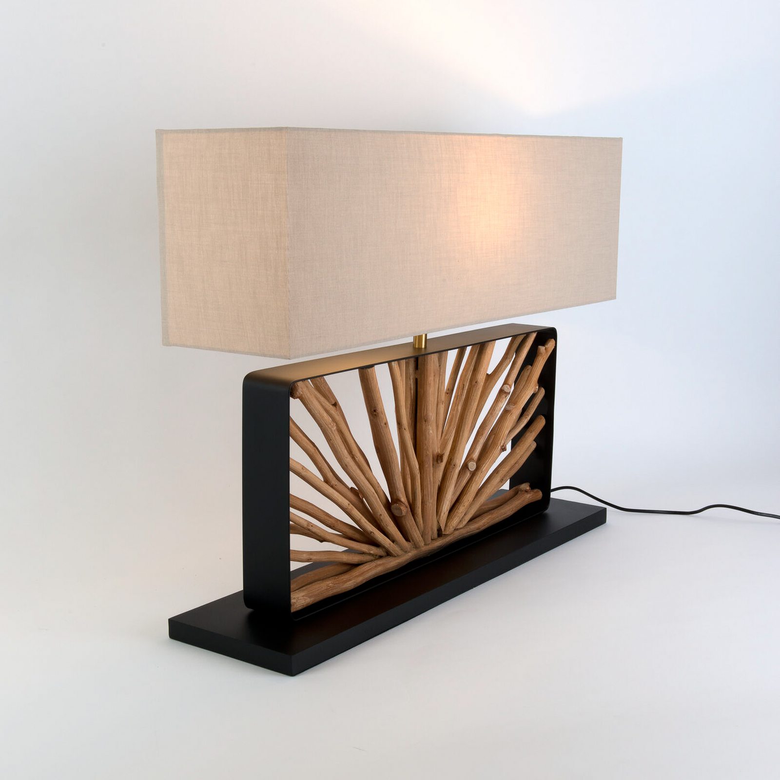 Bordlampe MONTE ISOLA, natur/beige, høyde 67 cm, tre/tekstil