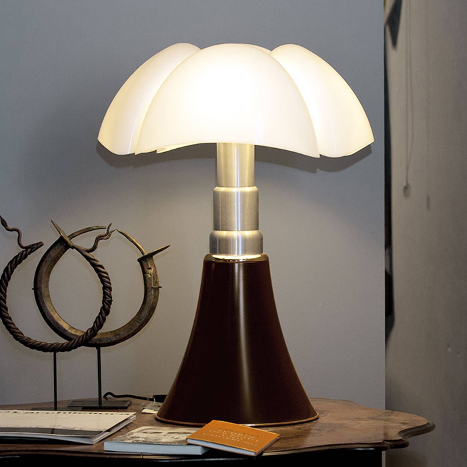 Image of Lampe à poser à hauteur réglable PIPISTRELLO brun 8033383018517