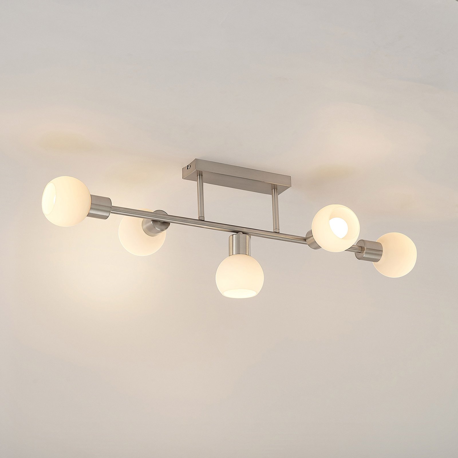 Lindby Biscala Deckenlampe 5fl. nickel/opal
