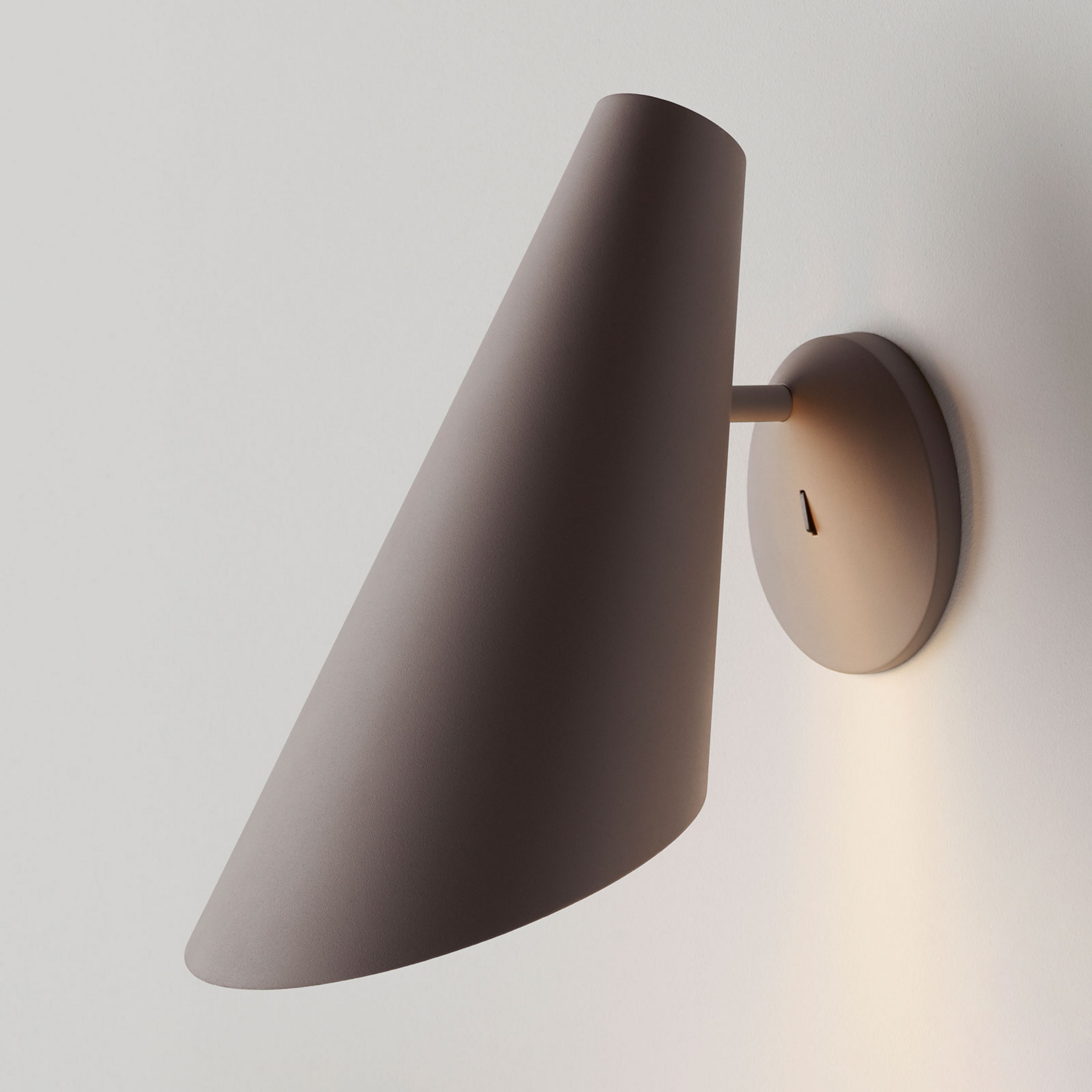 I.Cono 0720 wandlamp, 28 cm, beige - Vibia