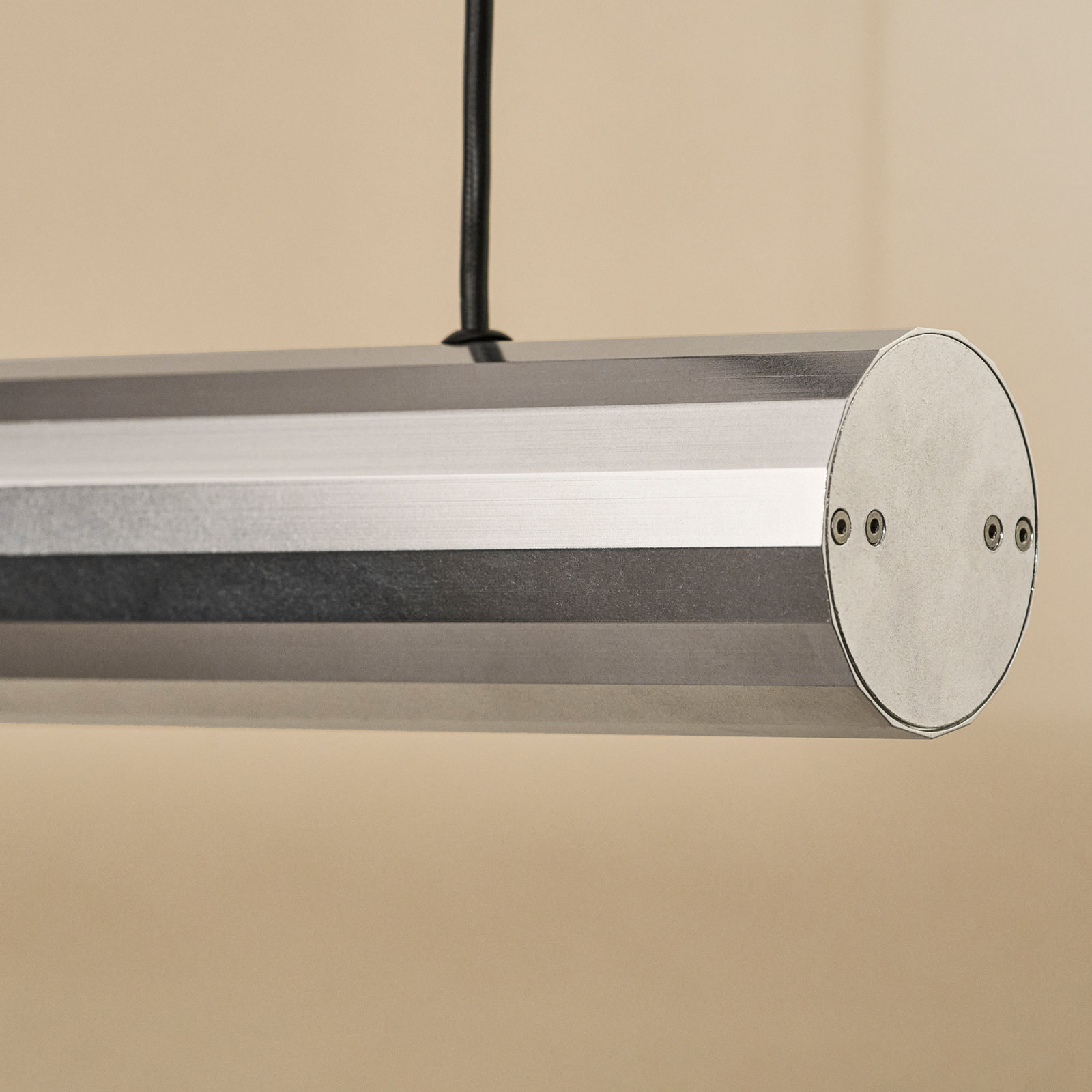 Lampada LED a sospensione In Fine, argento, lunghezza 160 cm - DCW
