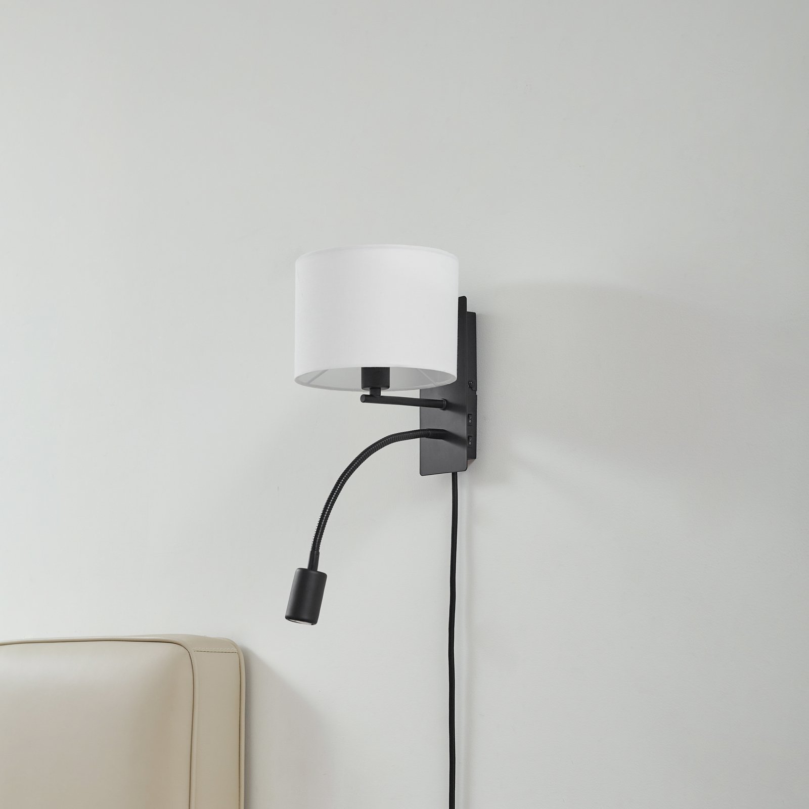 Lindby, applique murale Florens, noire, lampe de lecture LED, 23,5 cm