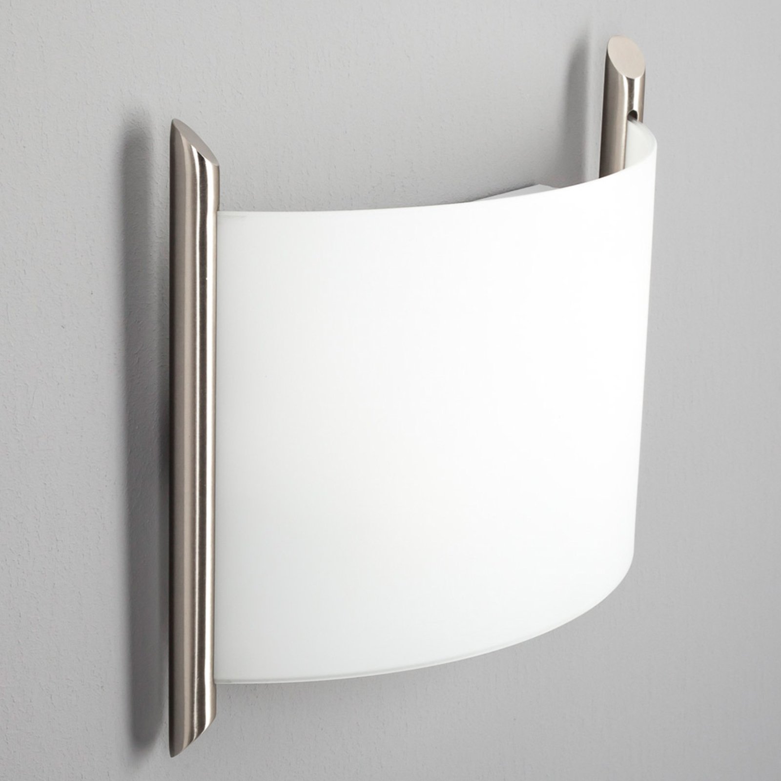 Filippa Wall Lamp White/Nickel - Lindby