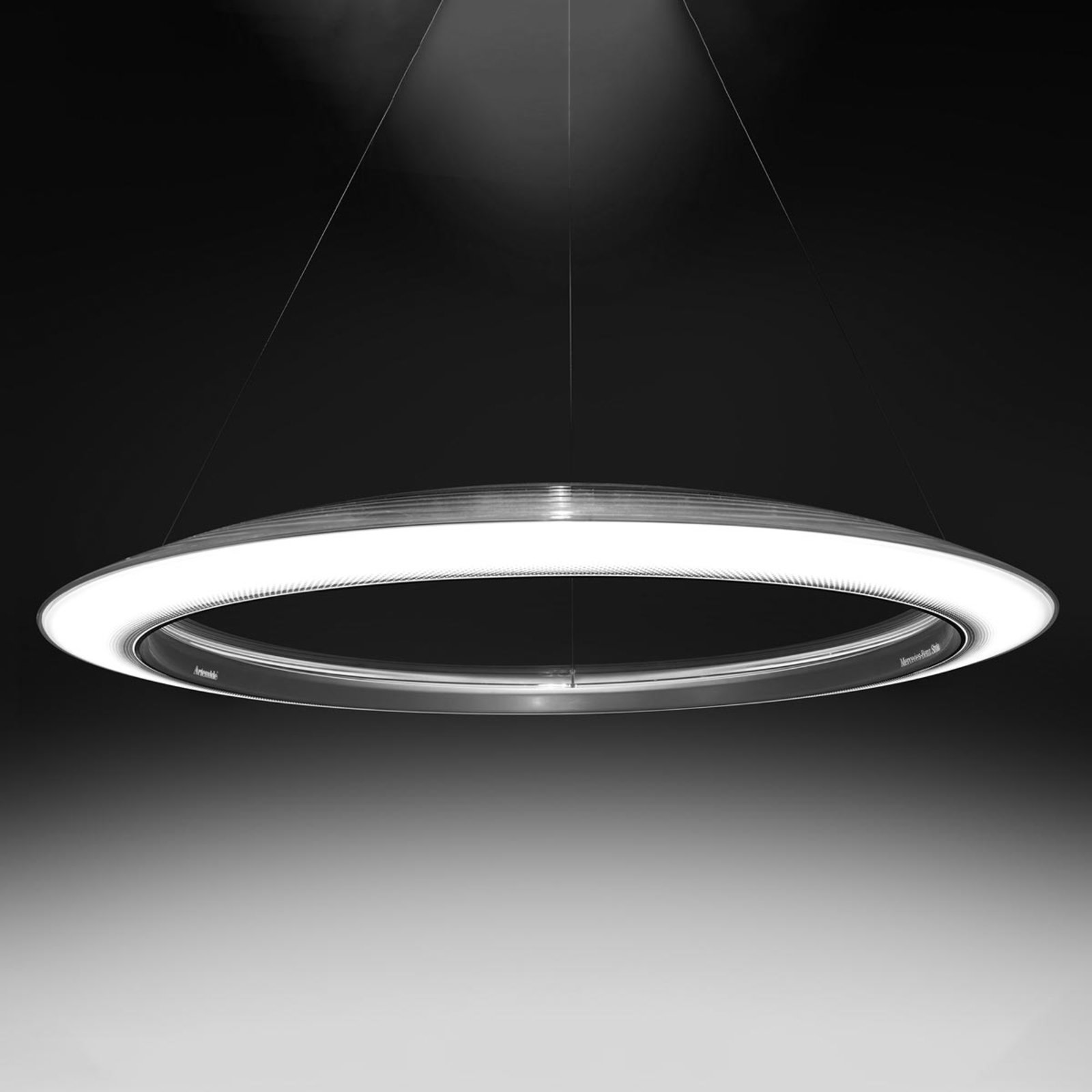 Artemide Ameluna lampada LED a sospensione, App