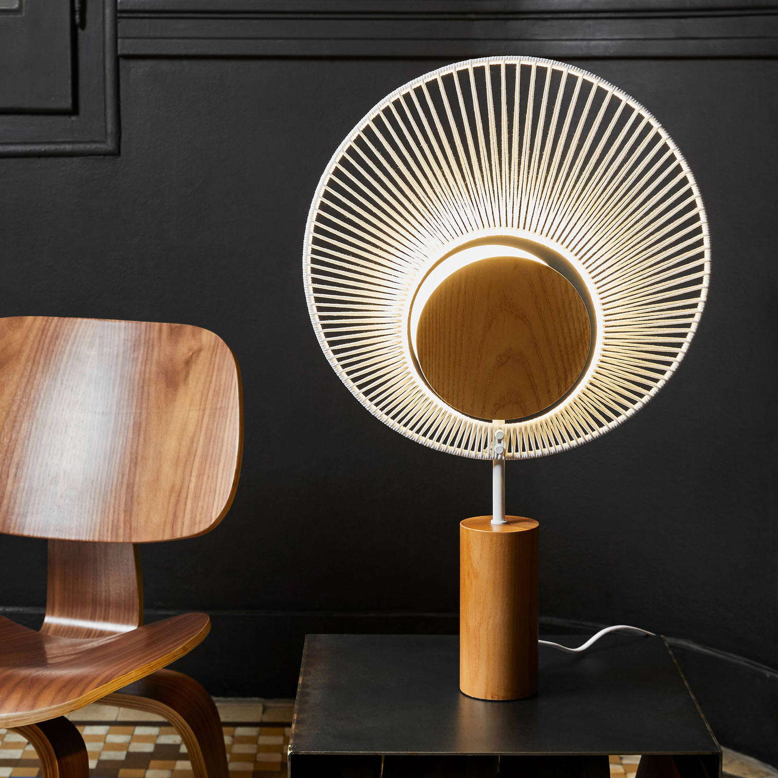 Forestier Oyster design table lamp