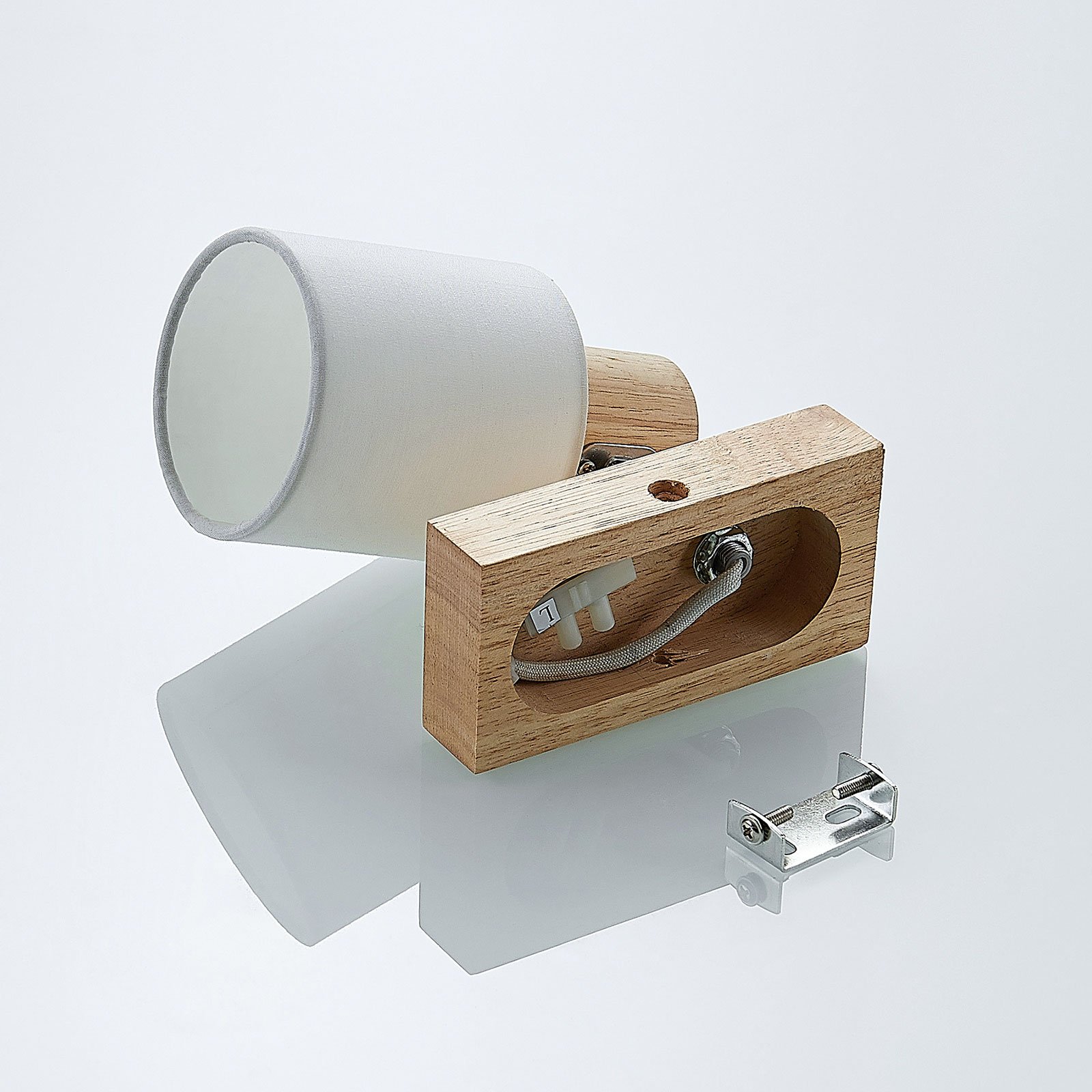 Wanessa Wall Lamp Light Wood/White - Lindby