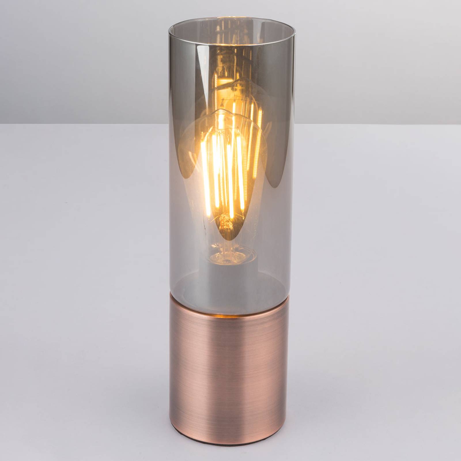 Annika - lampe à poser cylindrique en cuivre