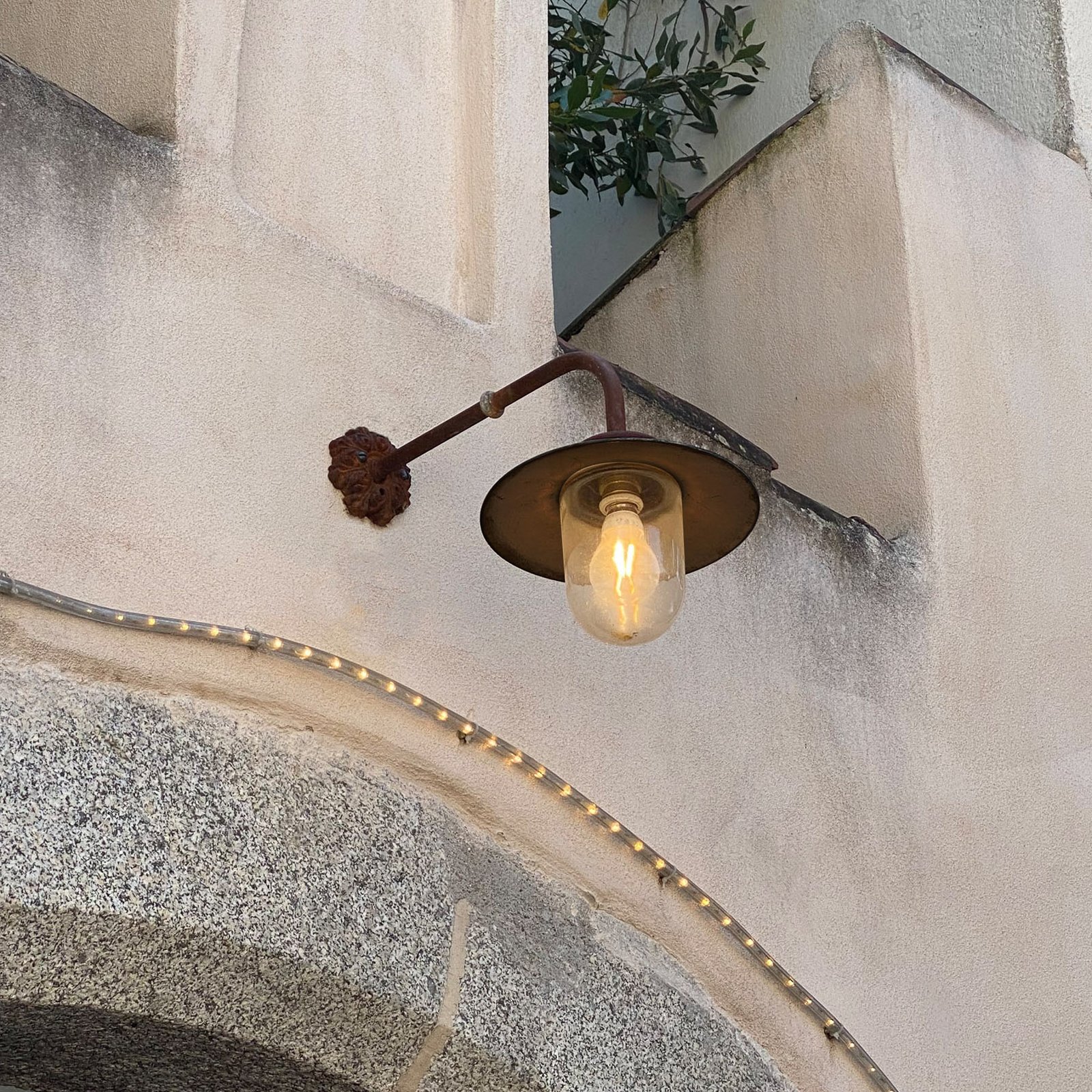 Applique d'extérieur Provence en brun rouille