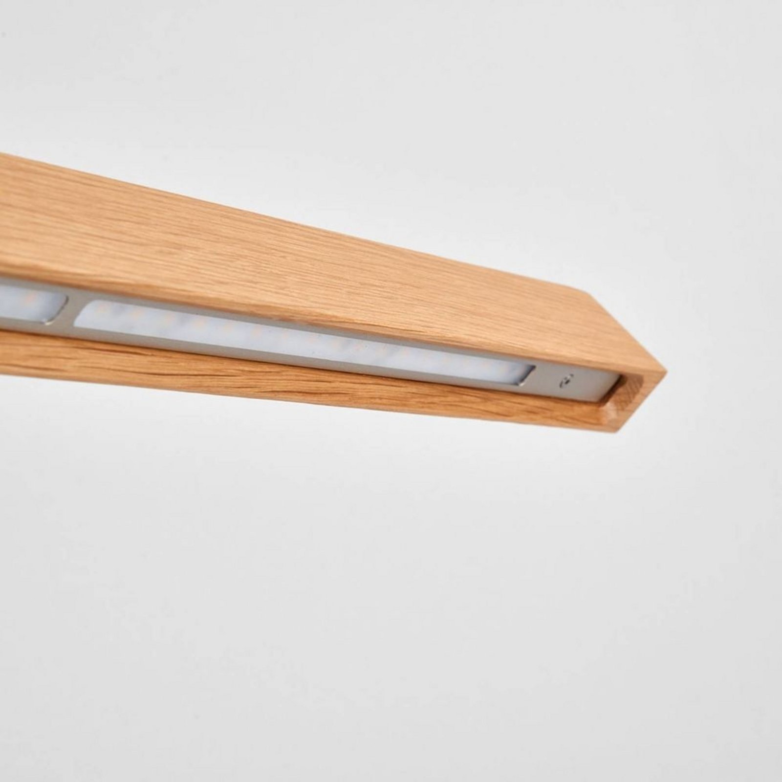 Nora Taklampa Oak/Nickel - Lucande